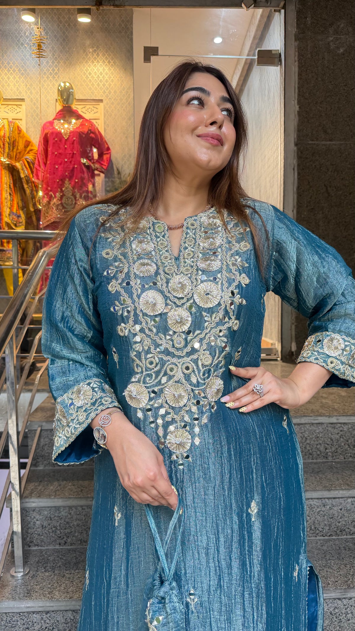 THE BIJLI LONG SET