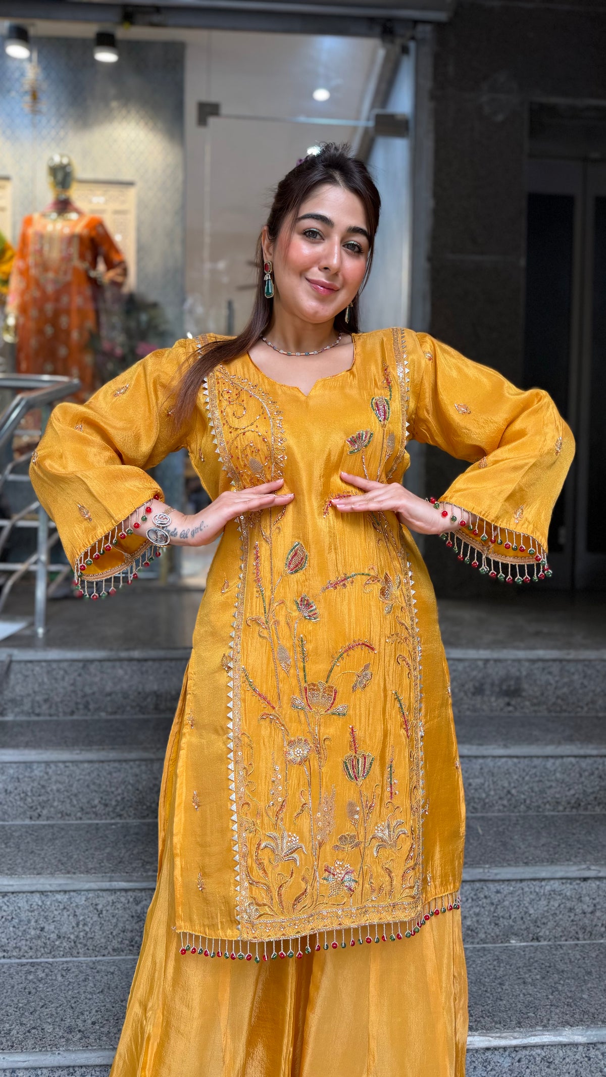 THE PANKHUDI SHARARA