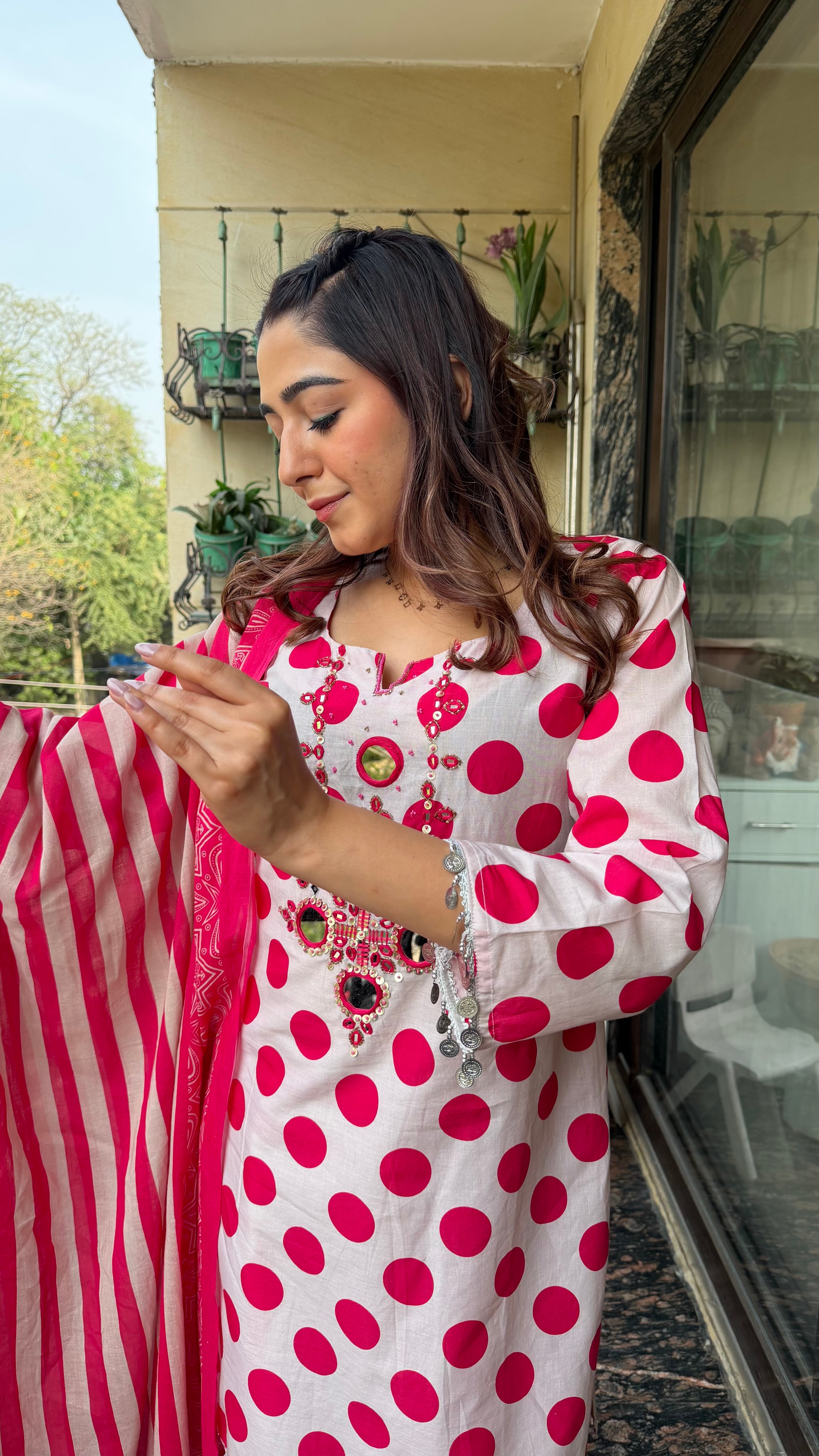 The aisha farshi set