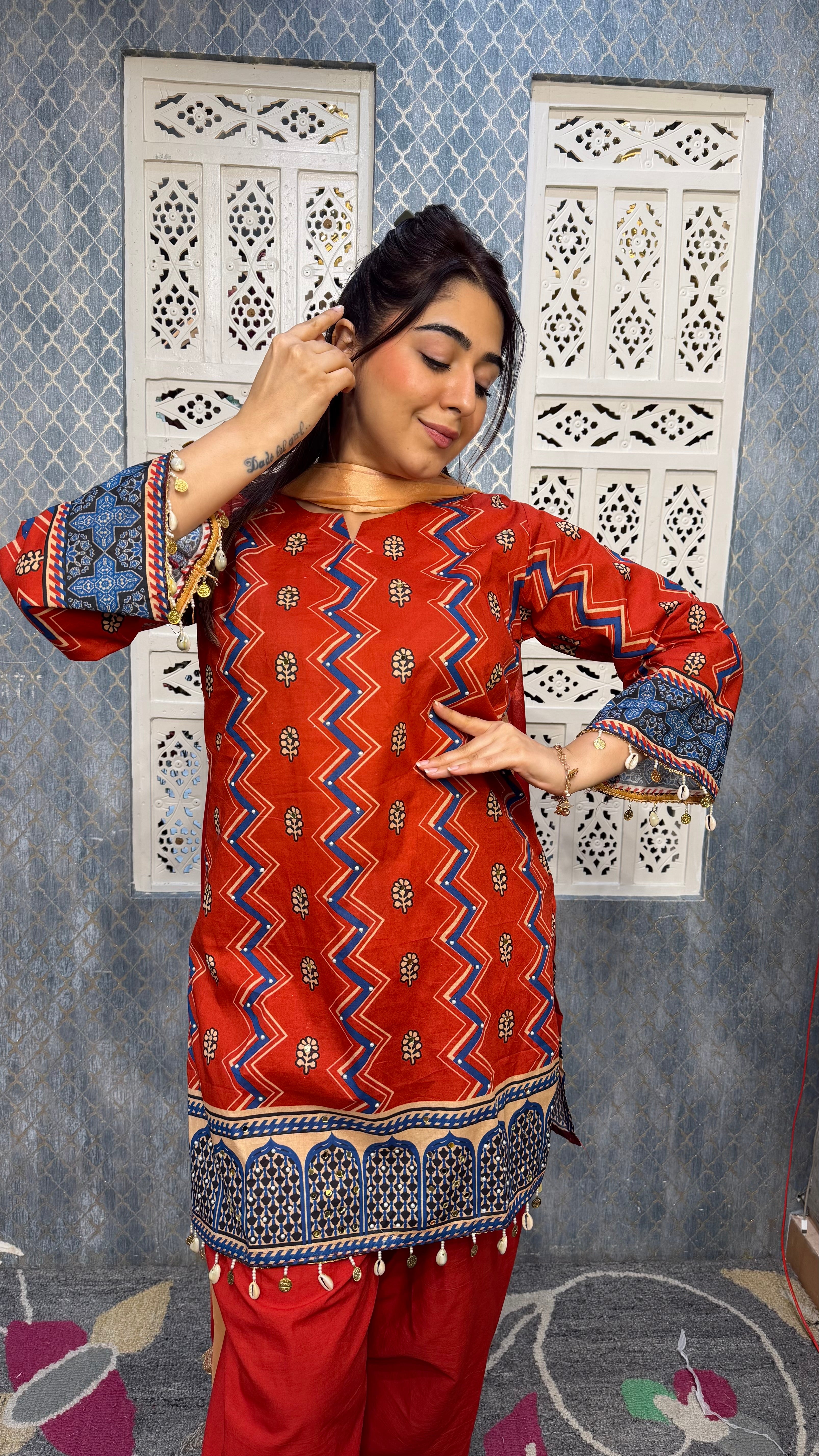 THE ISHQ FARSHI