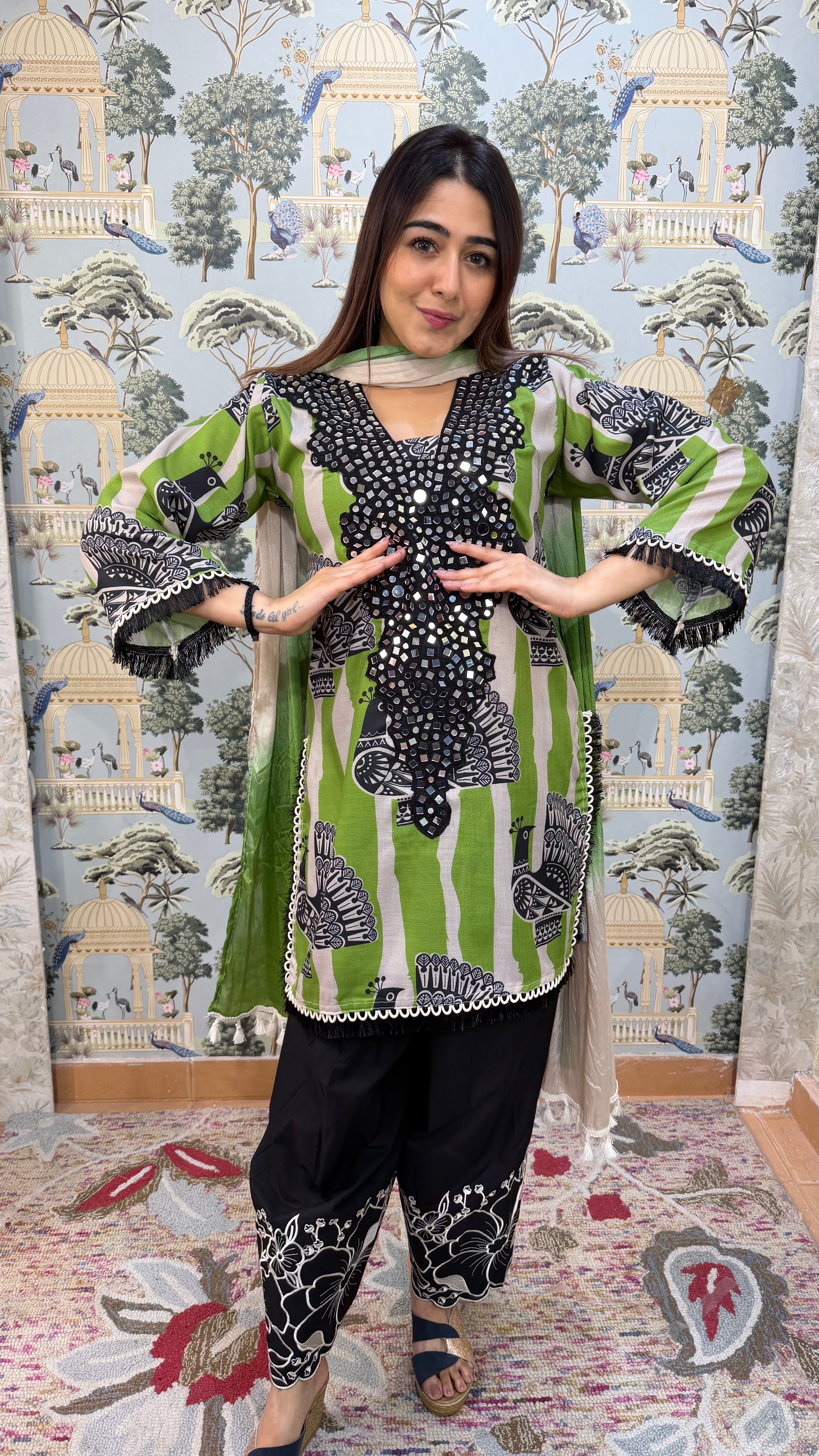 The Hansa Farshi Set