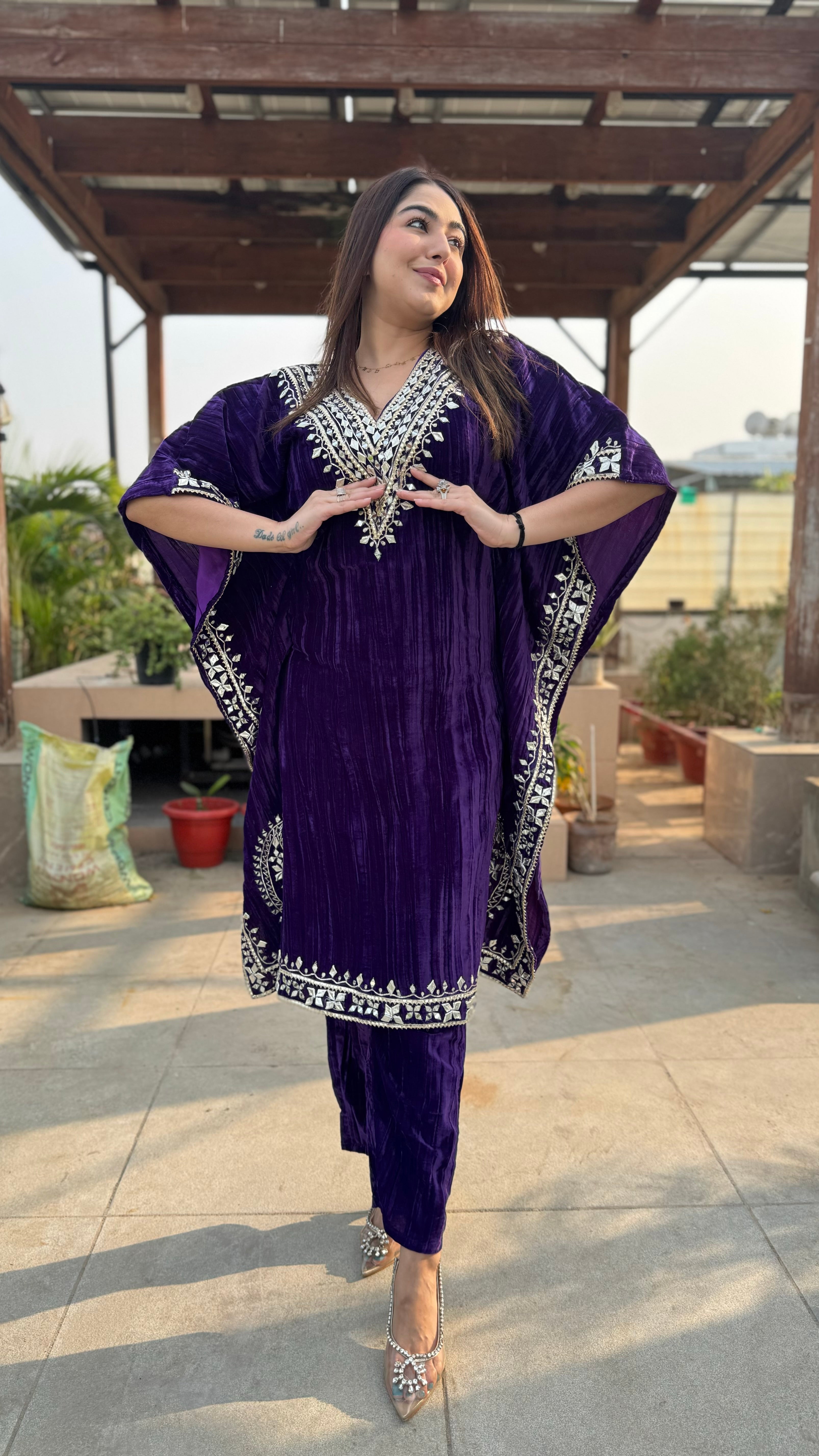 V Neck Velvet Kaftan