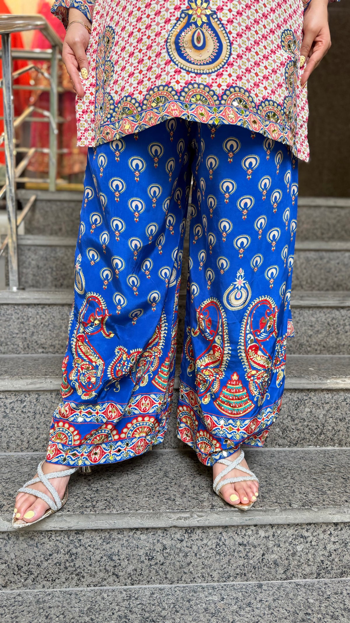 THE DEEWANI PLAZZO SET