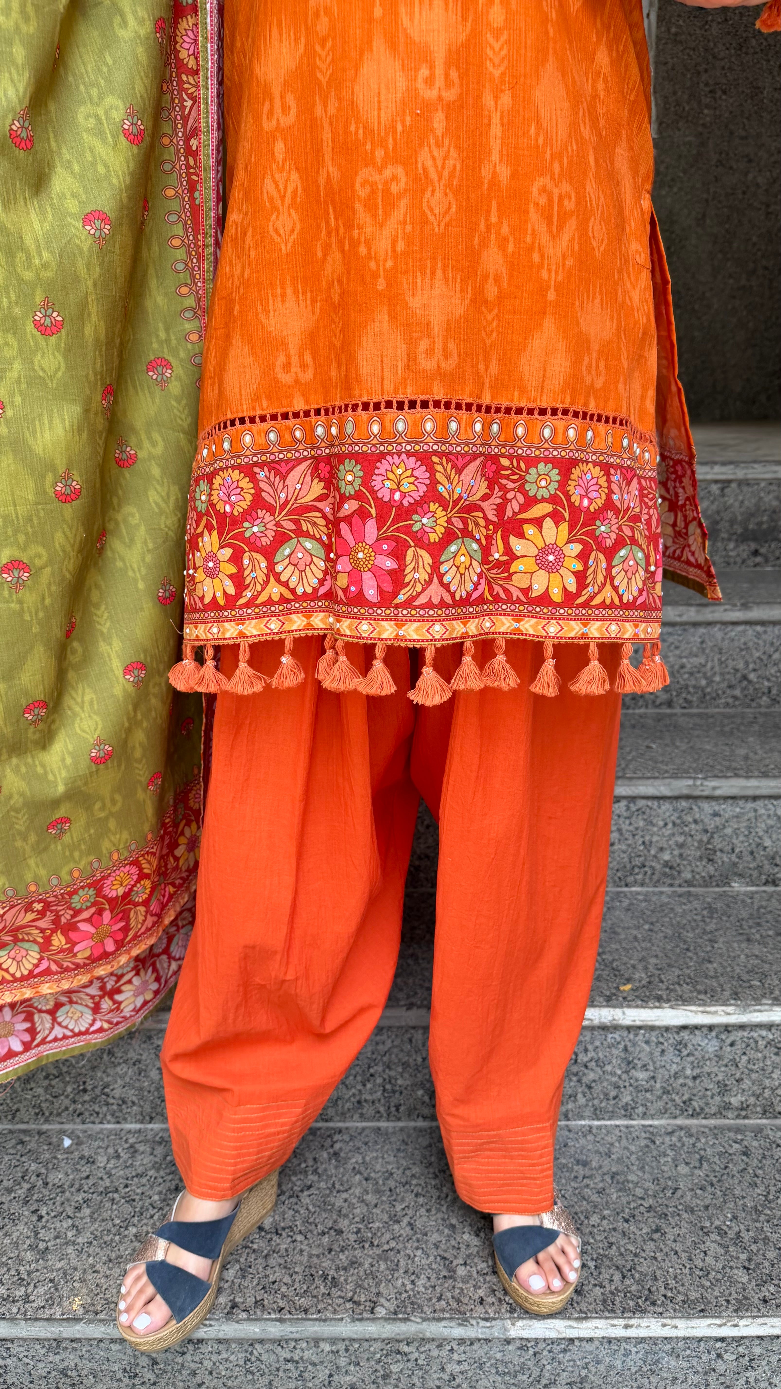 The Pushpa Farshi