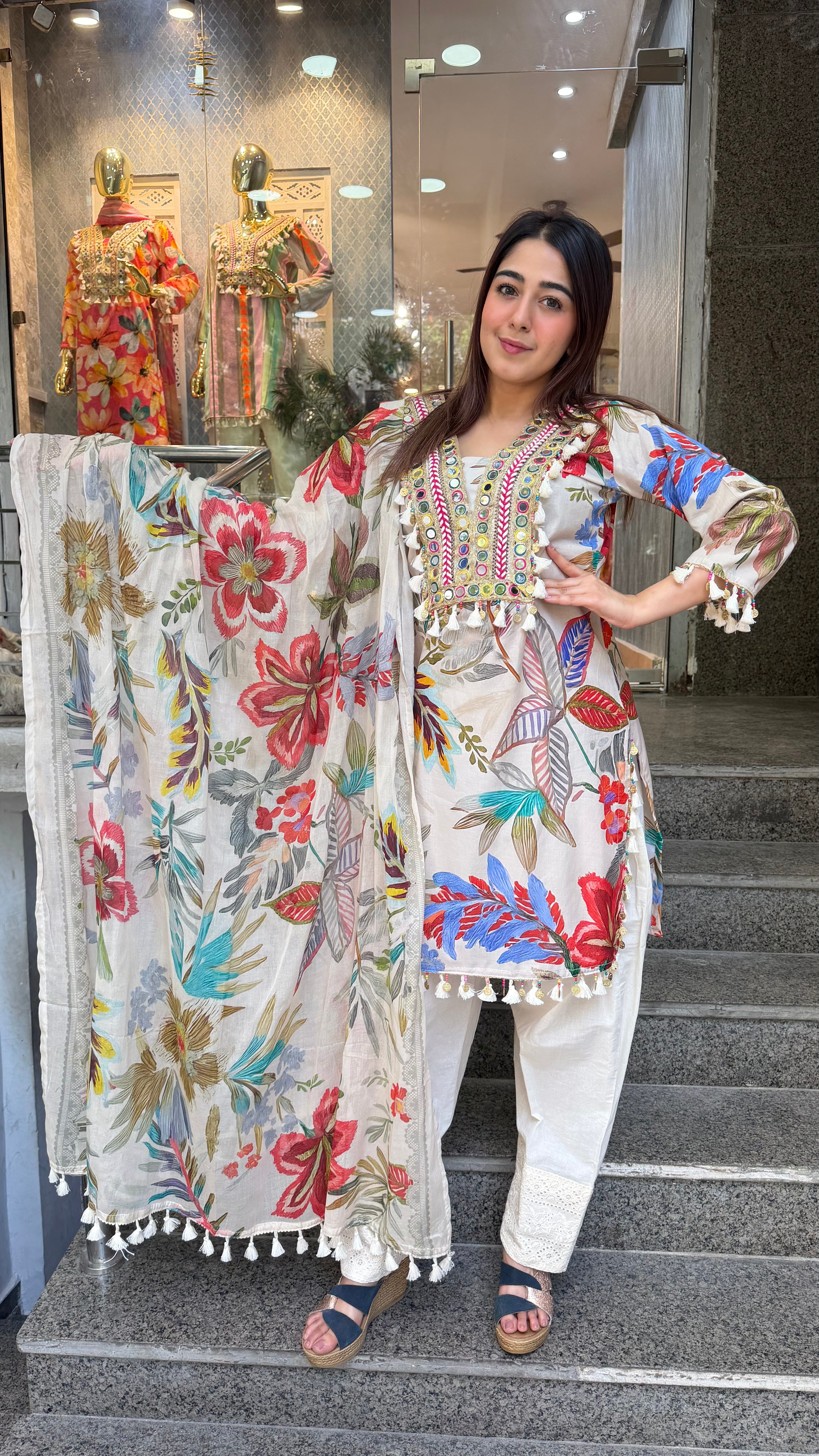 The Upvan Farshi Suit