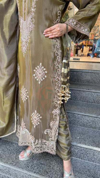 THE MEHFIL SUIT