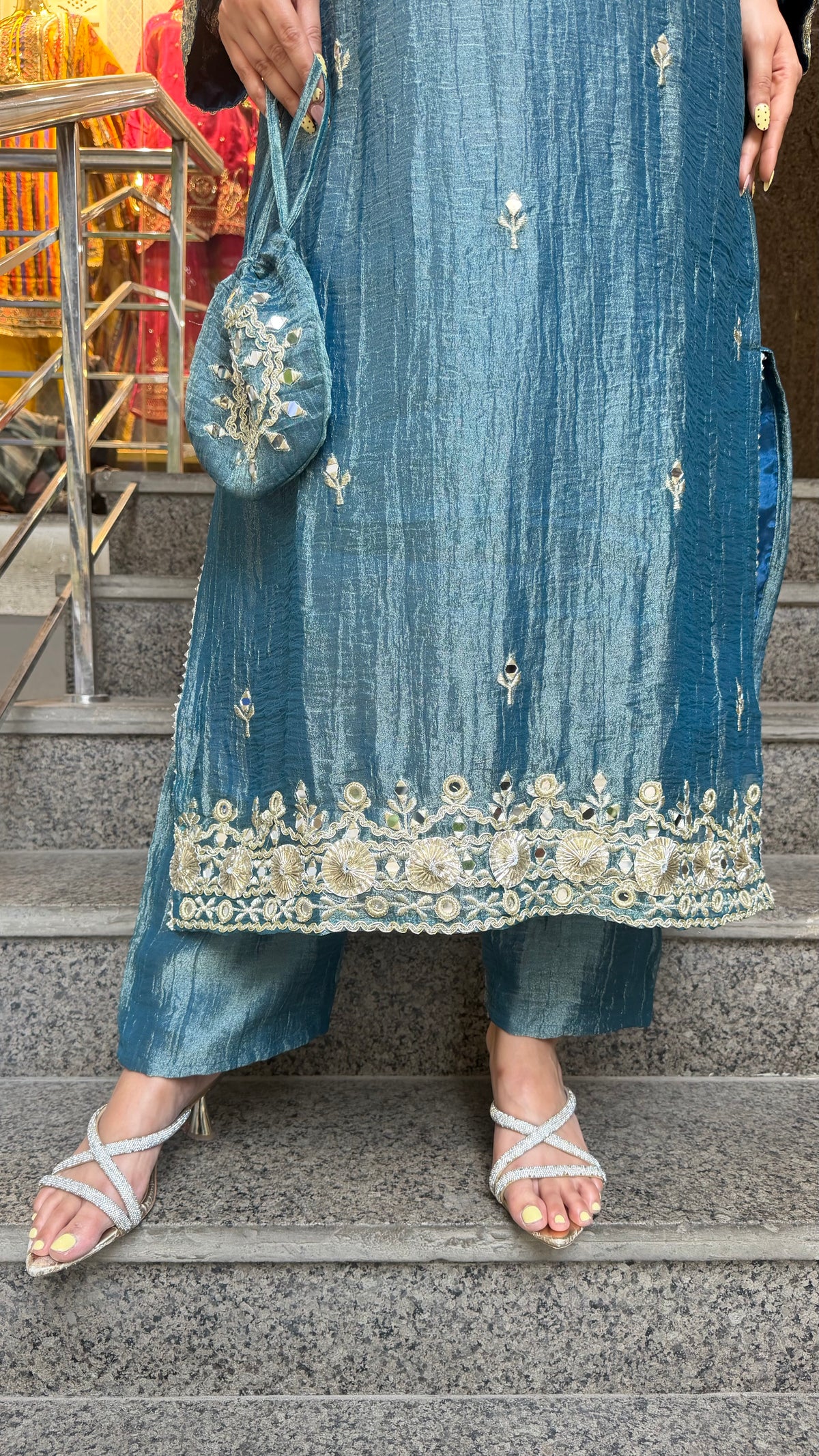 THE BIJLI LONG SET