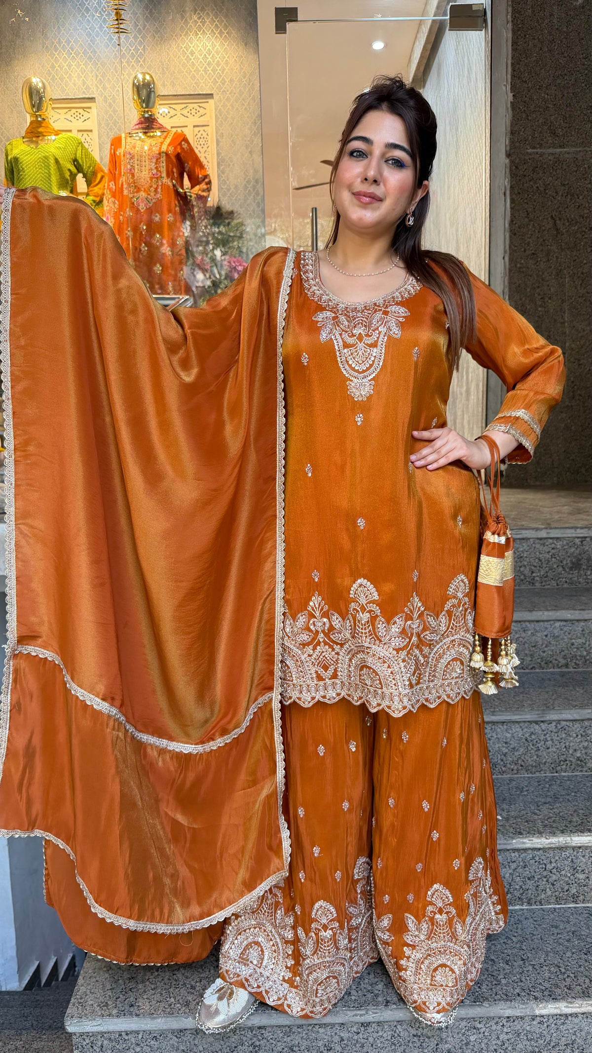 THE SAJNI SHARARA