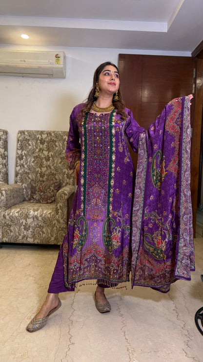 the aabroo long set