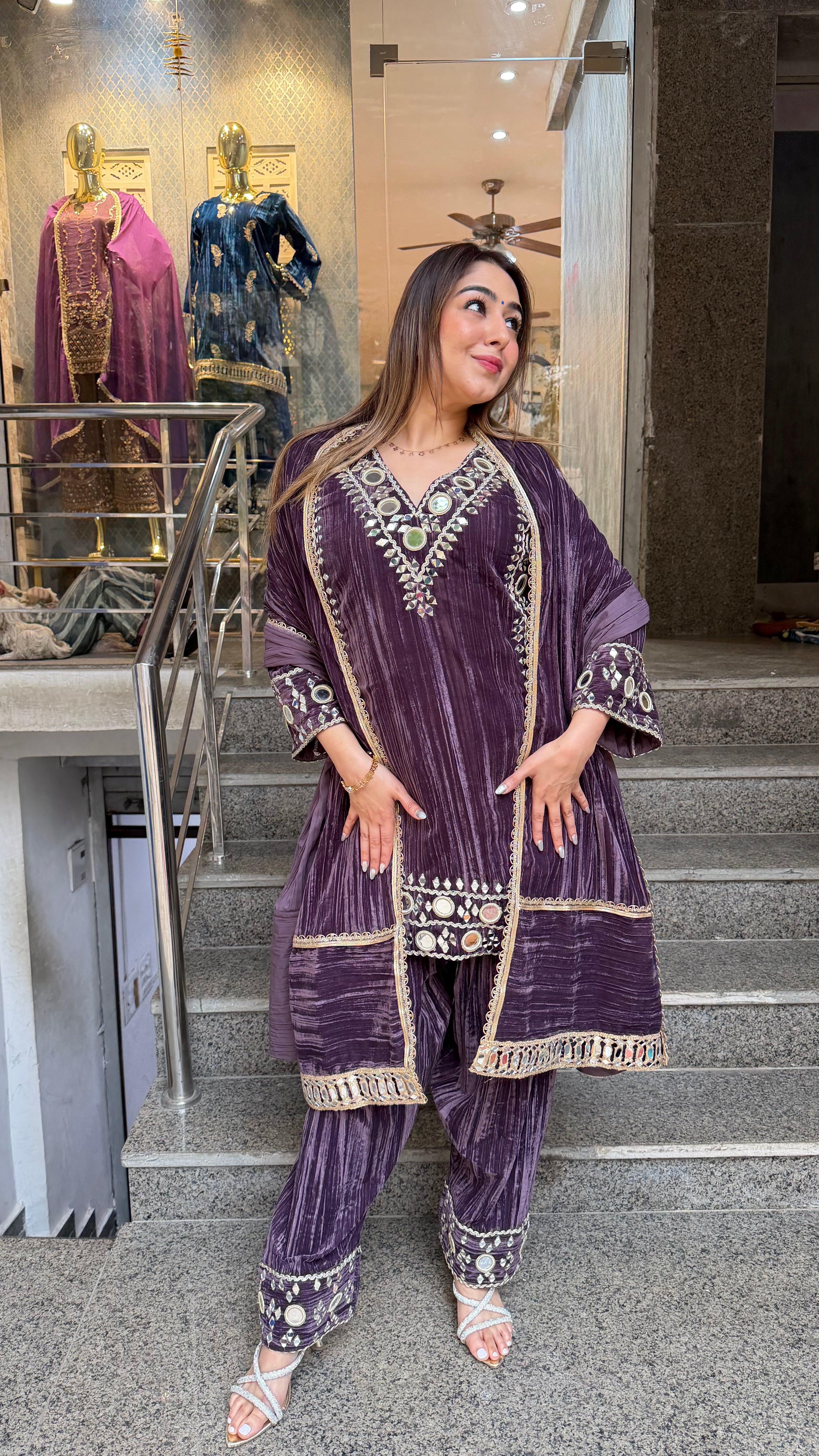 The Heera Velvet Farshi