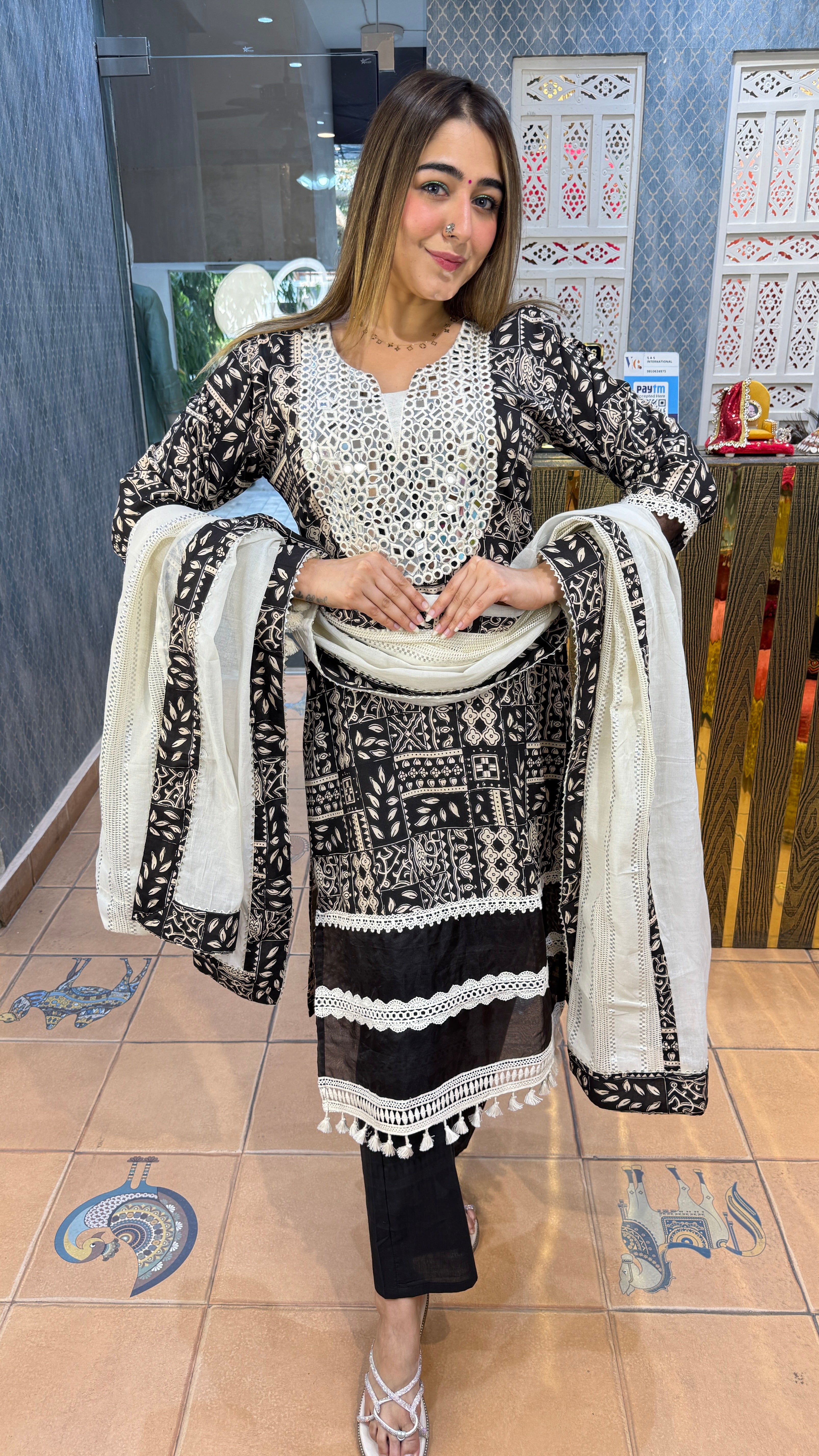 The Rekha Suit