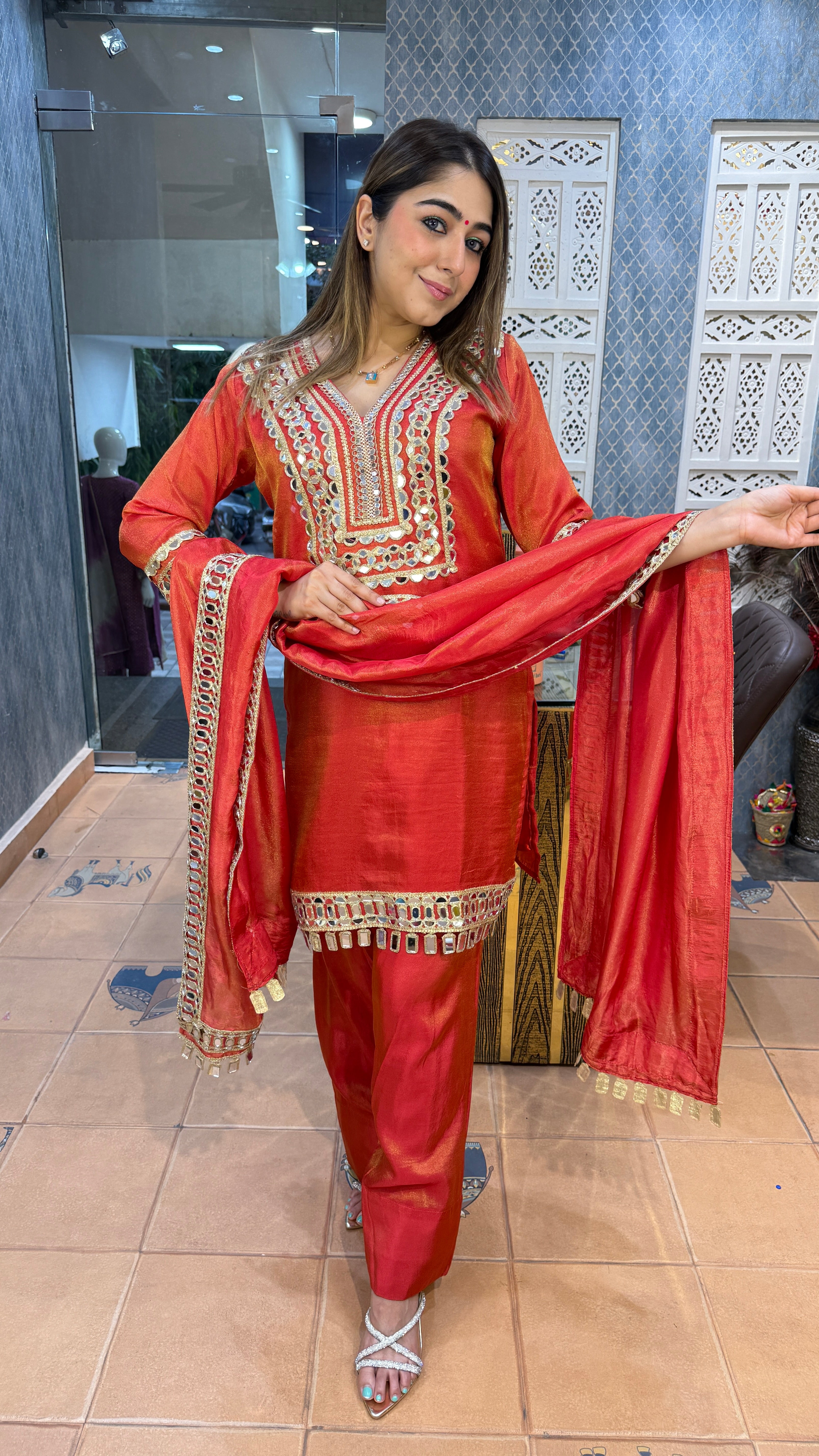 The Kohinoor Farshi Suit