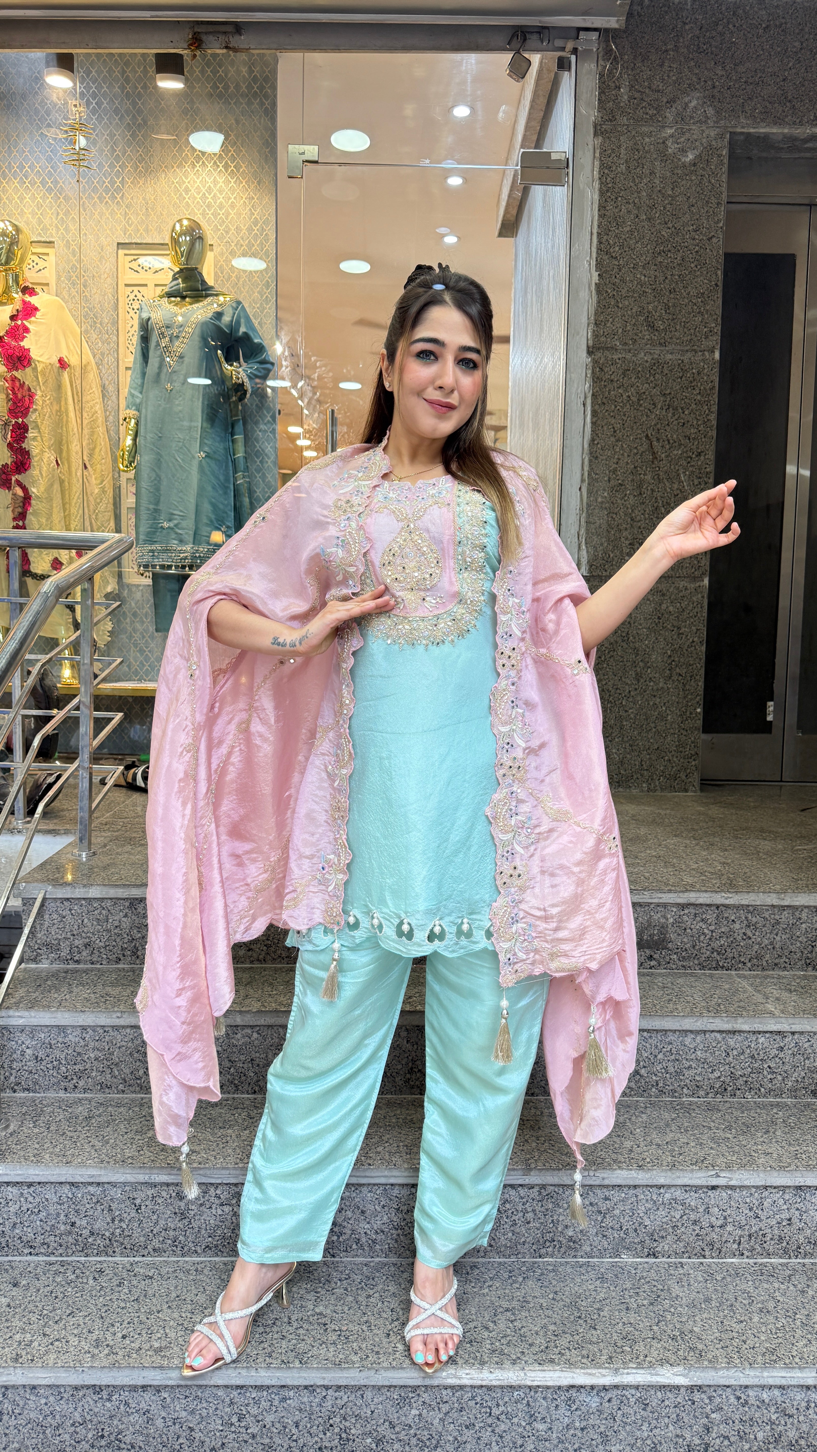 The Misri Cape Set