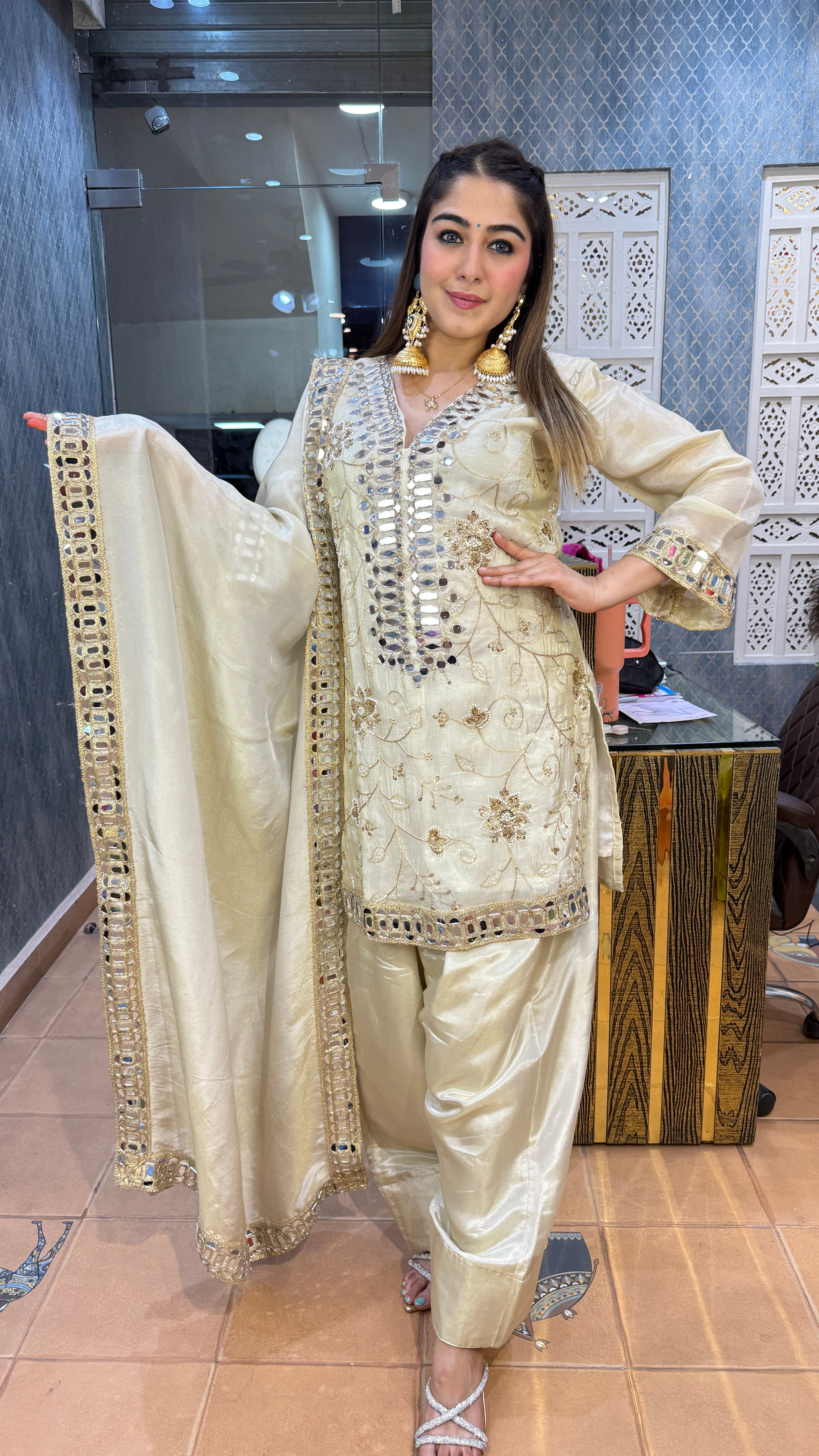 The Sajda Farshi Set