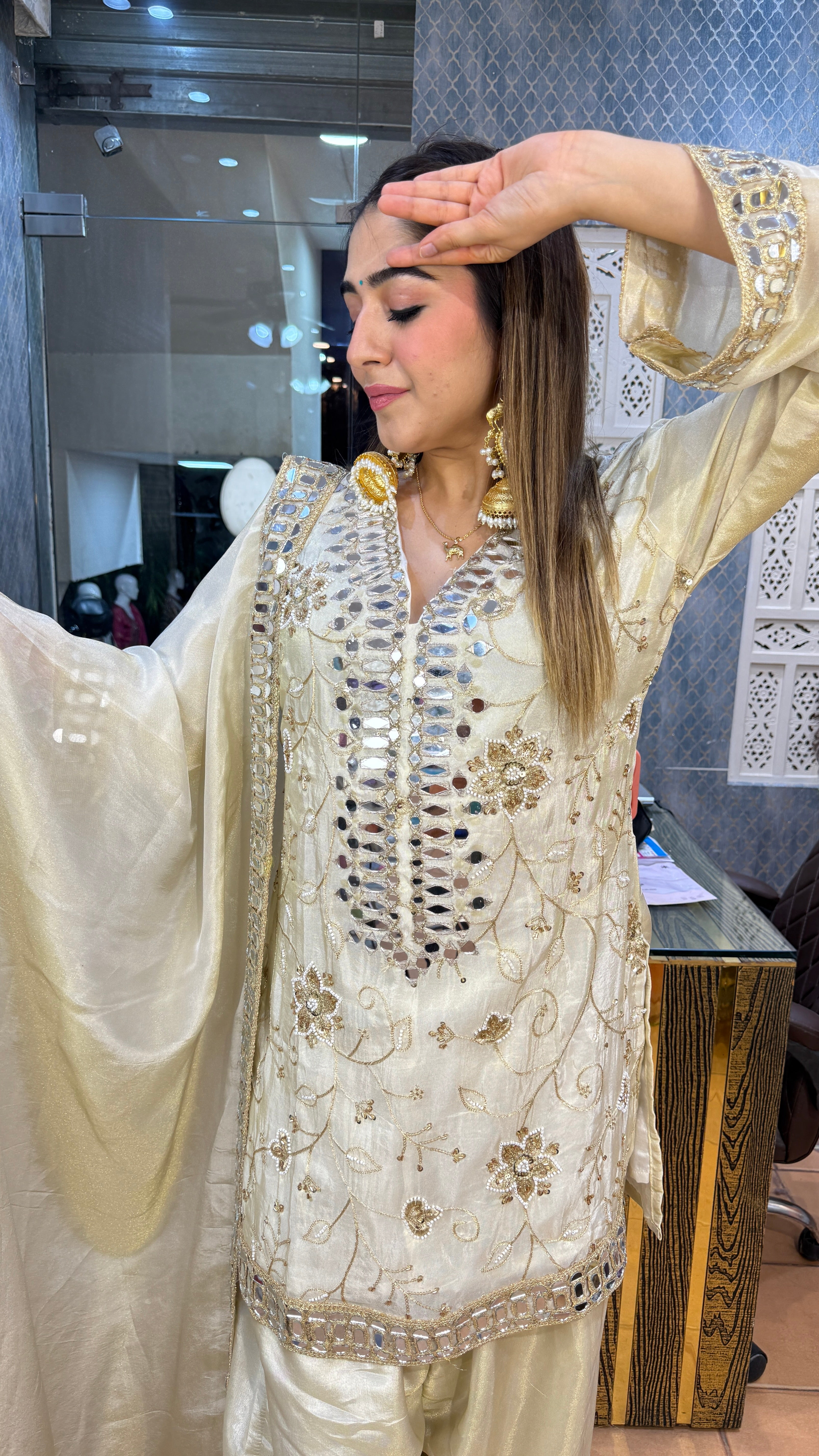 The Sajda Farshi Set