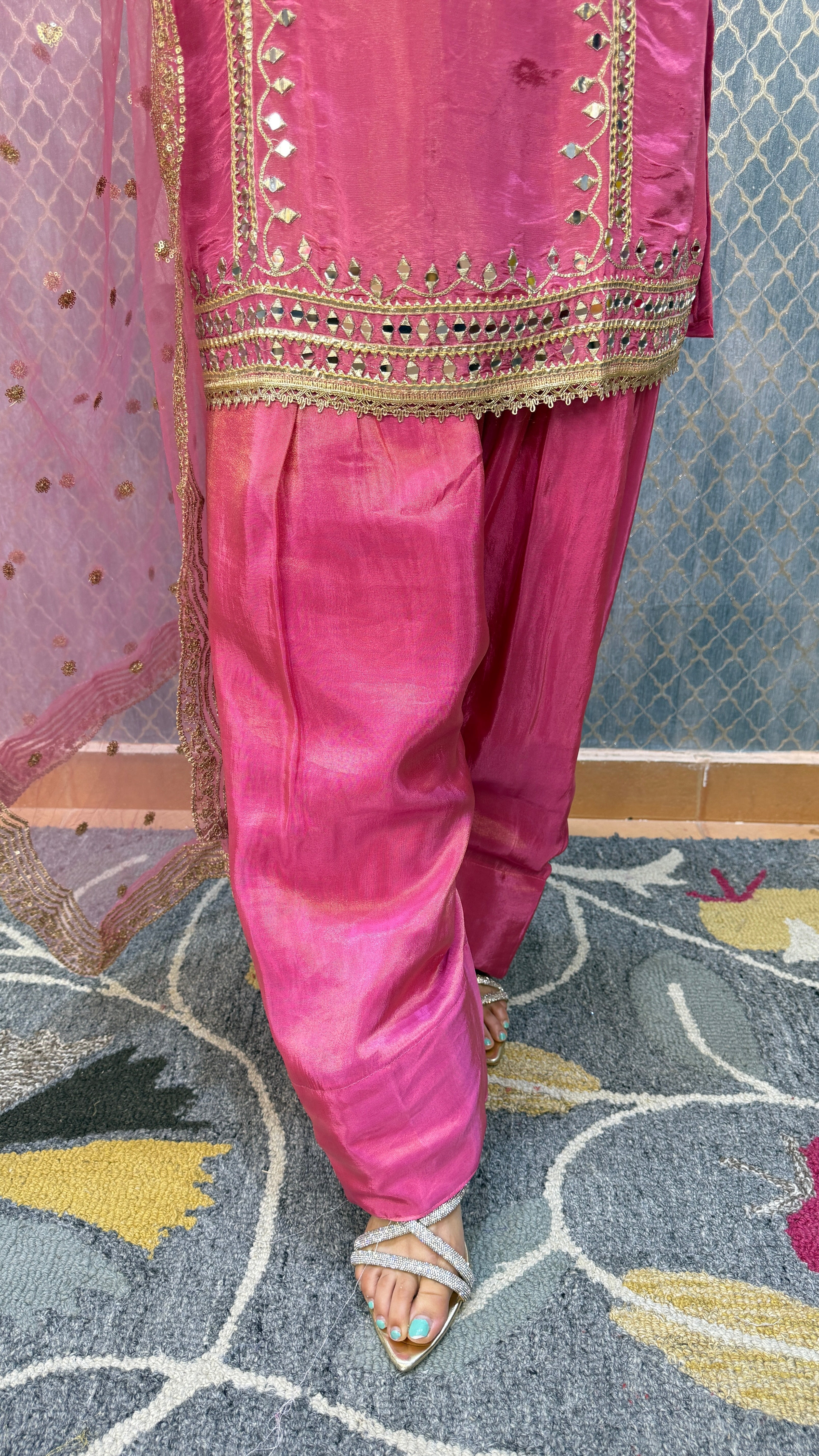 The Ruksar Farshi Suit
