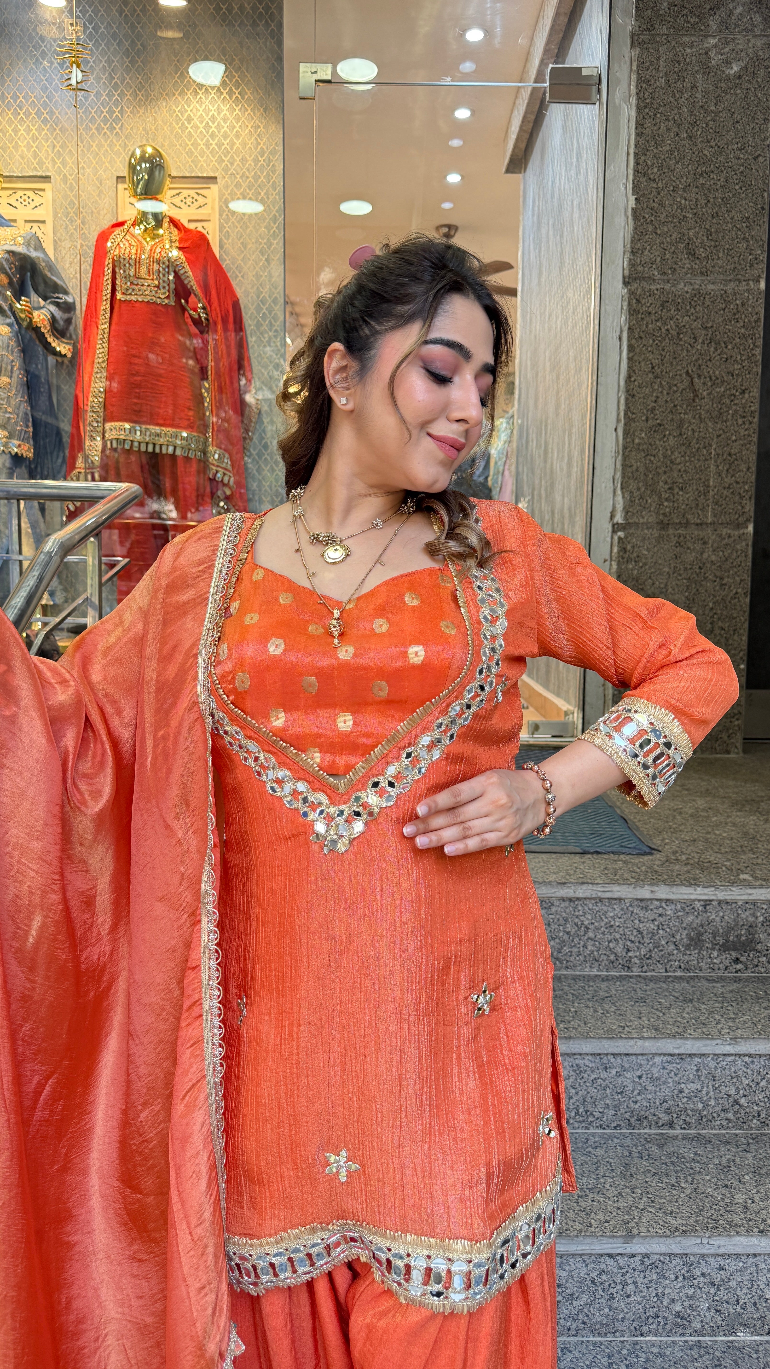 The Chahat Farshi Suit