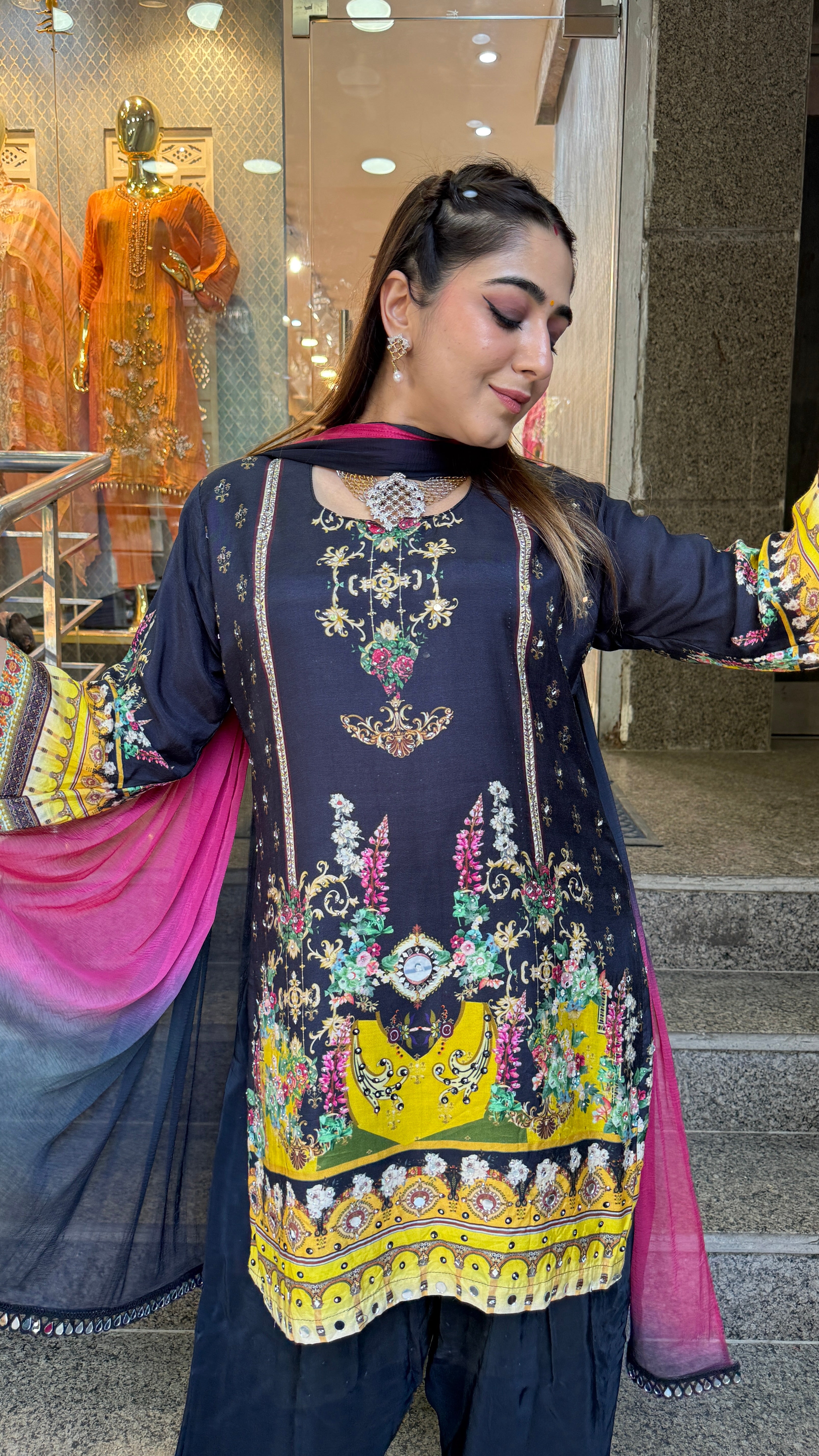 The Zoha Farshi