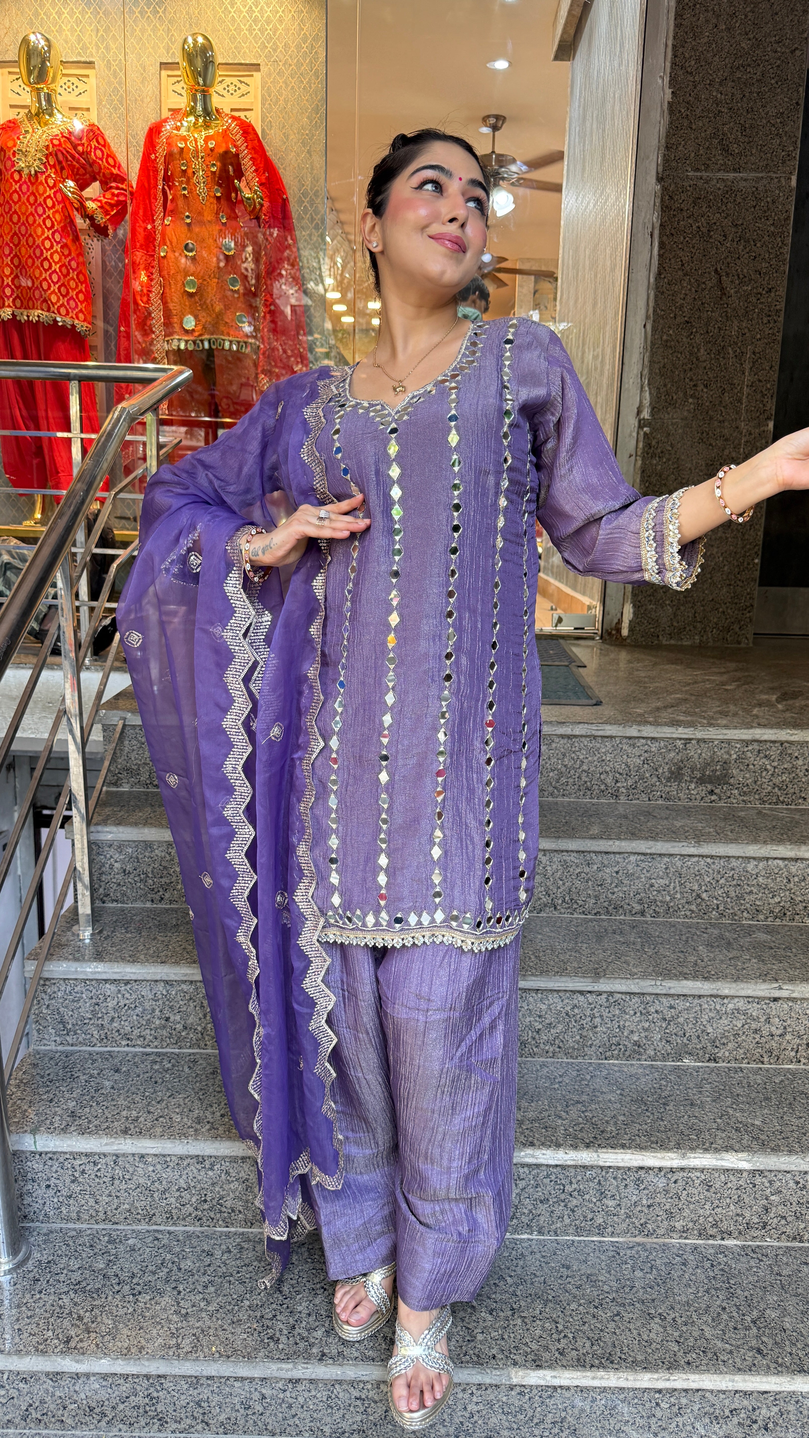 The Aaina Farshi