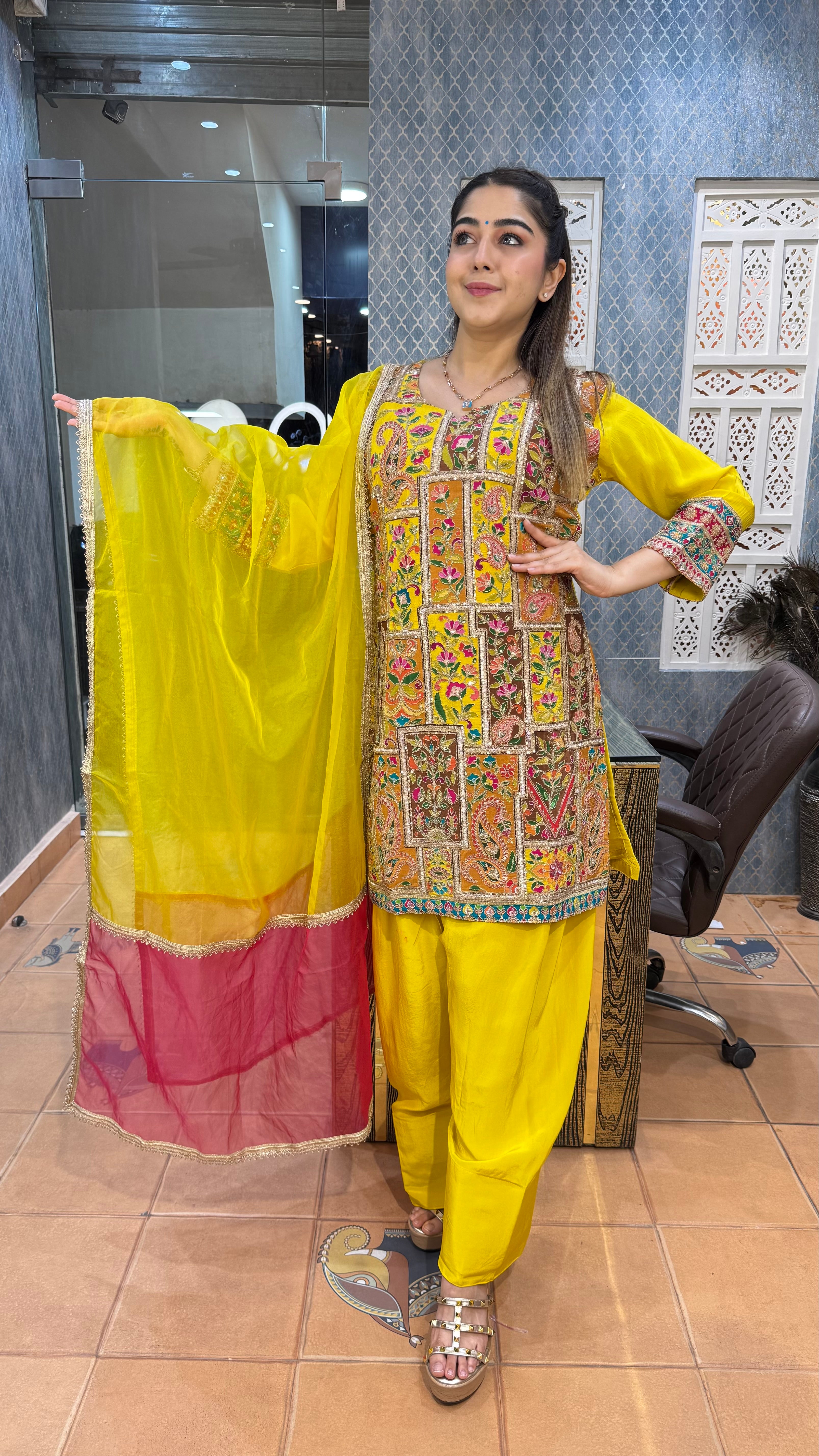 The Zeenat Farshi