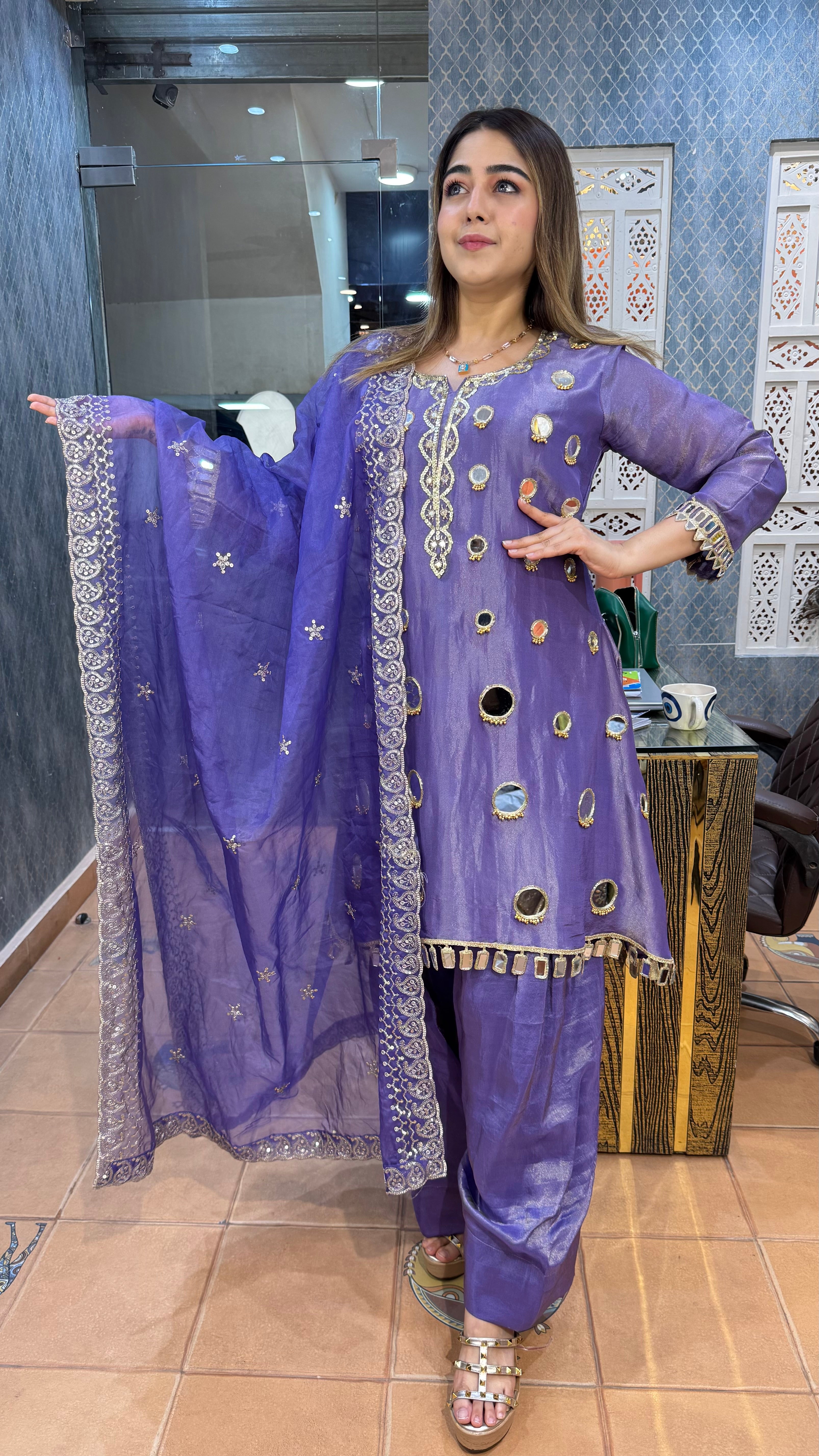 The Zoya Farshi