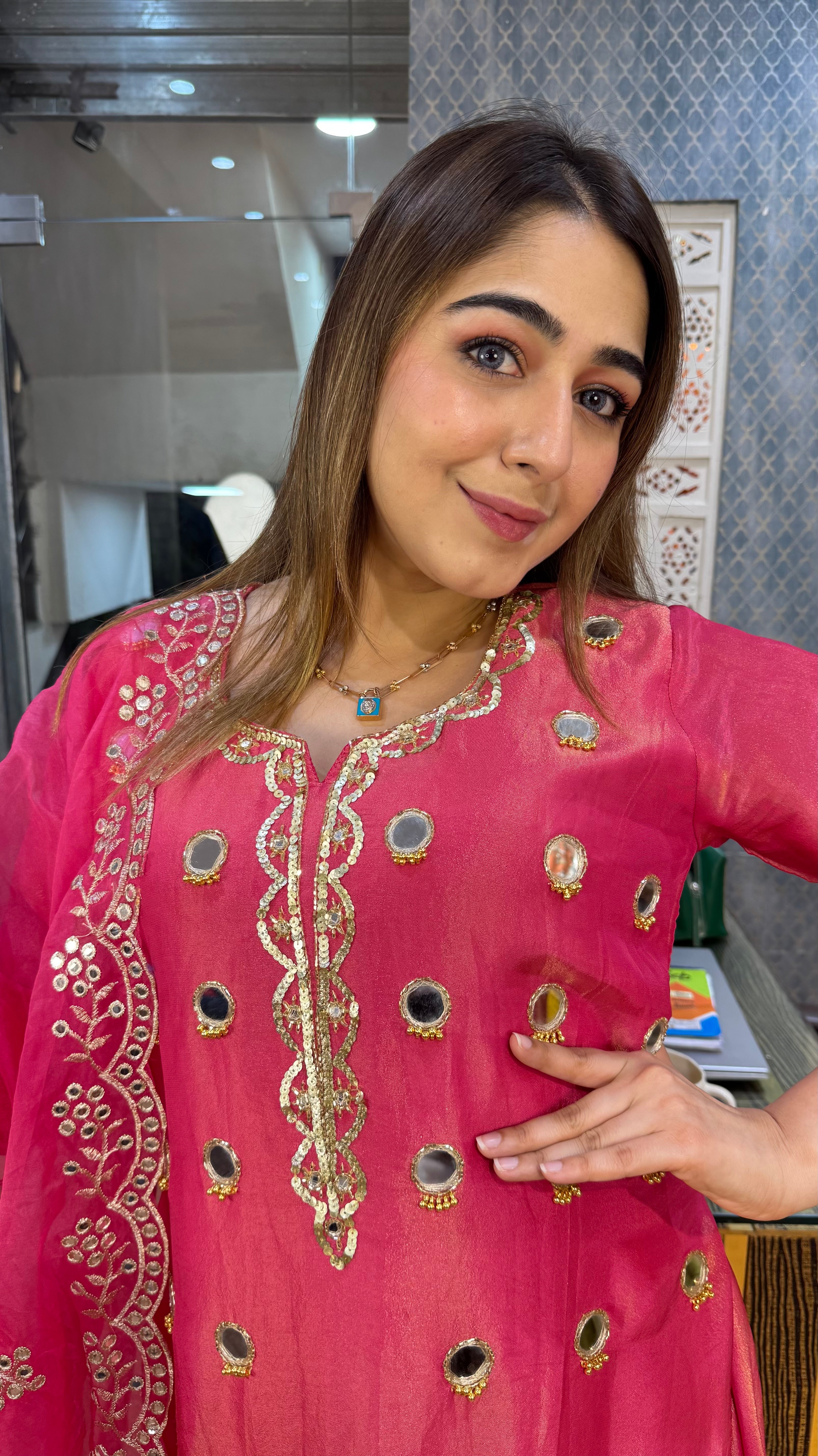 The Zoya Farshi