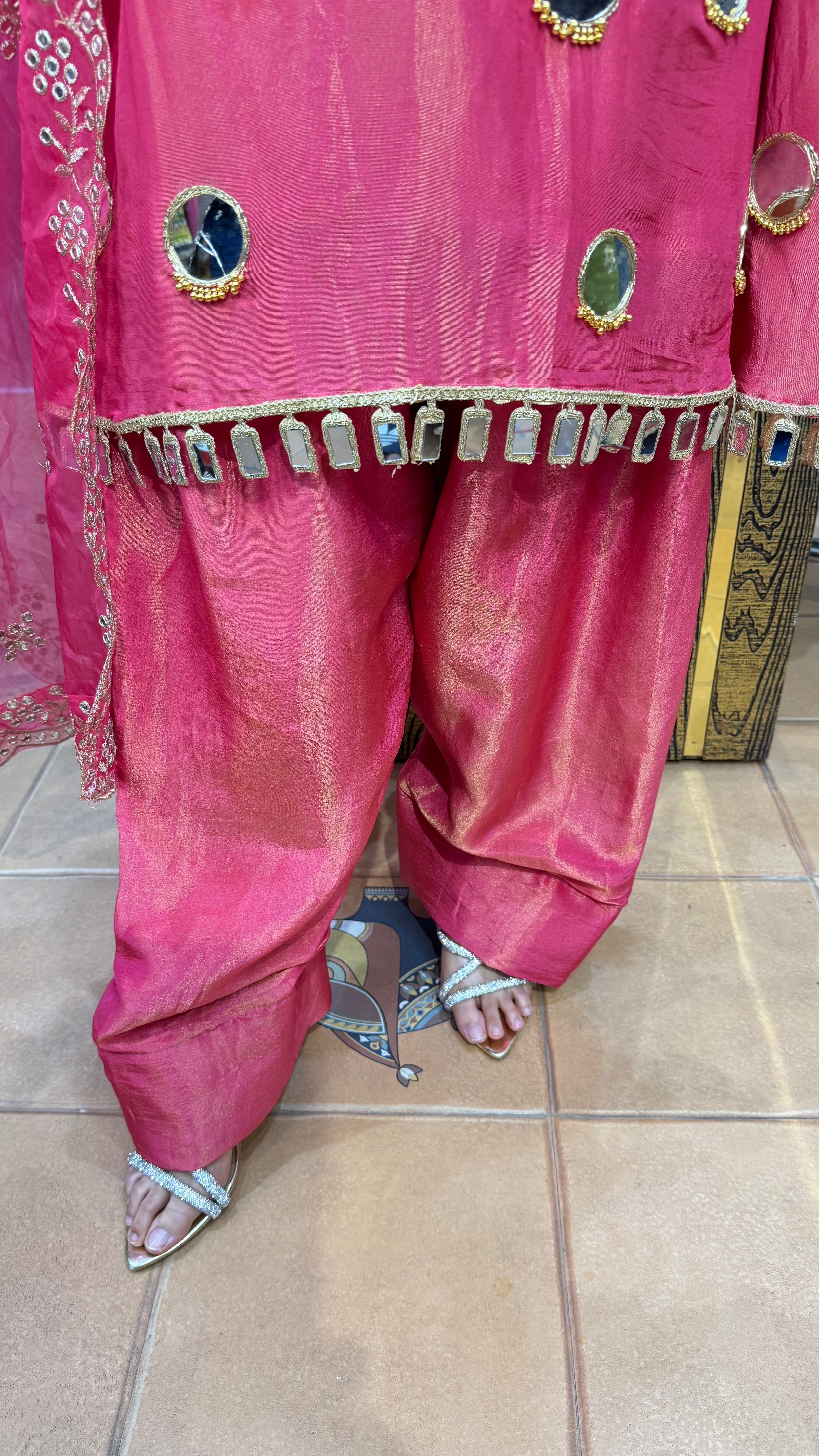 The Zoya Farshi