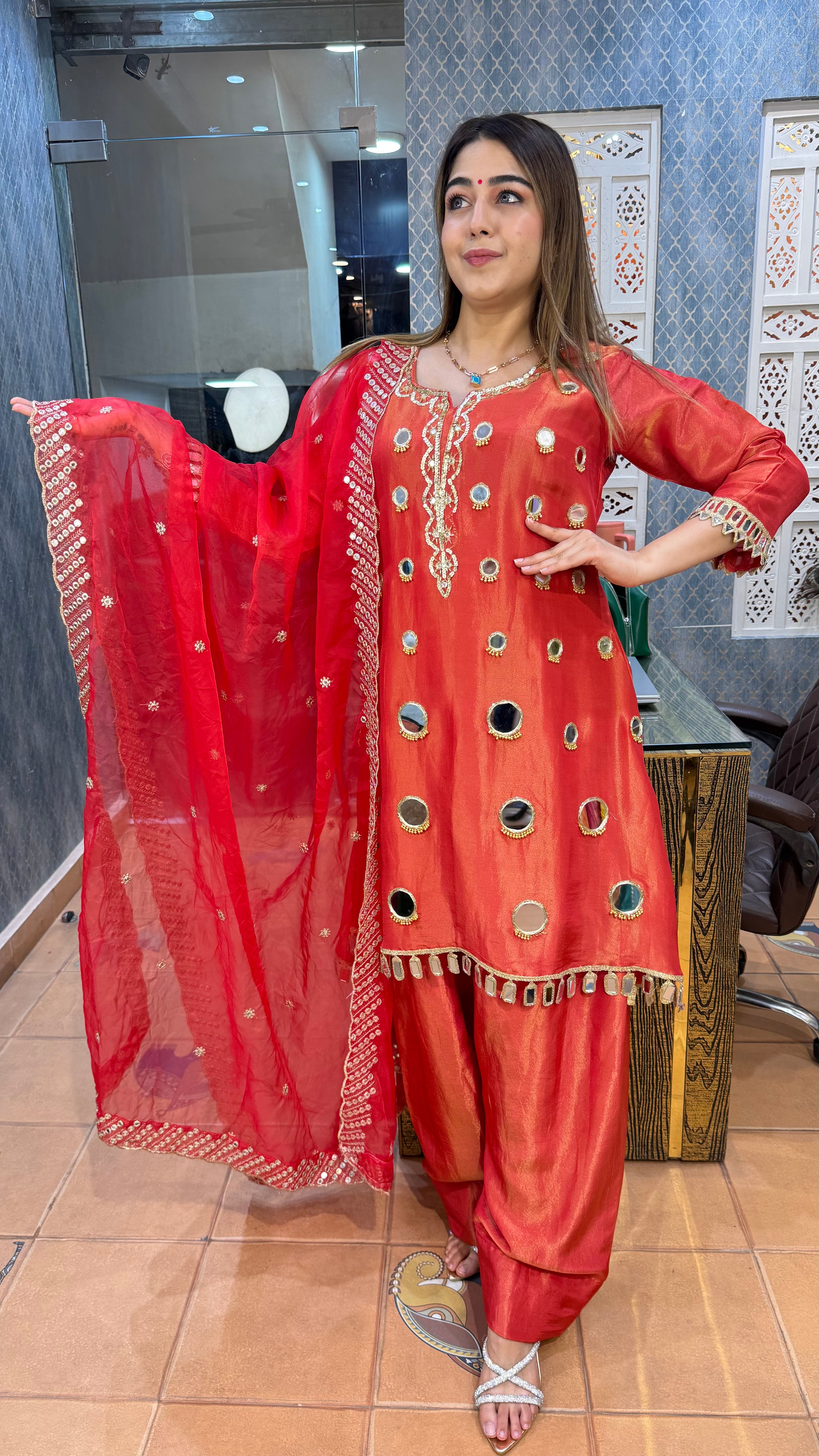 The Zoya Farshi