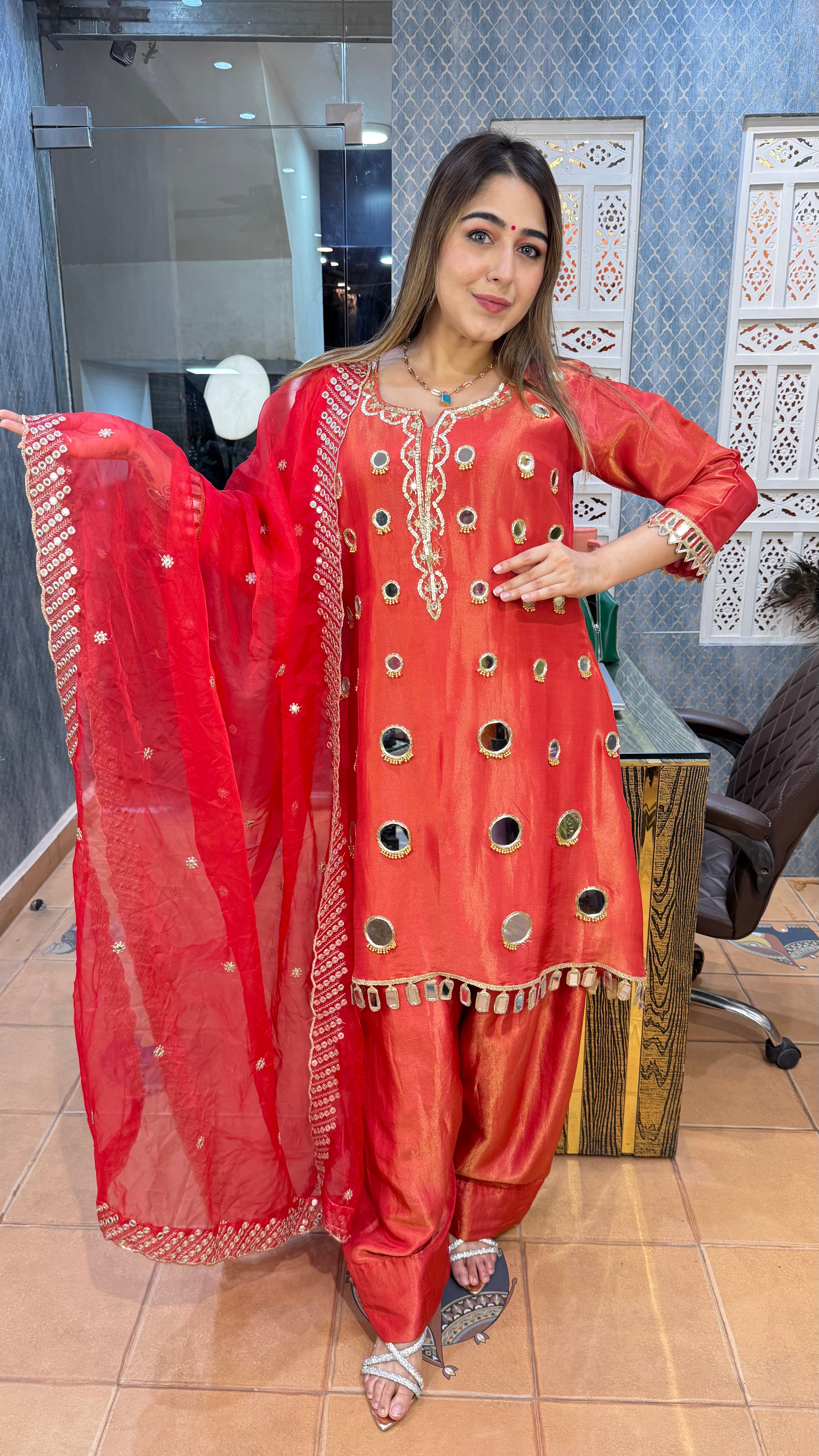 The Zoya Farshi