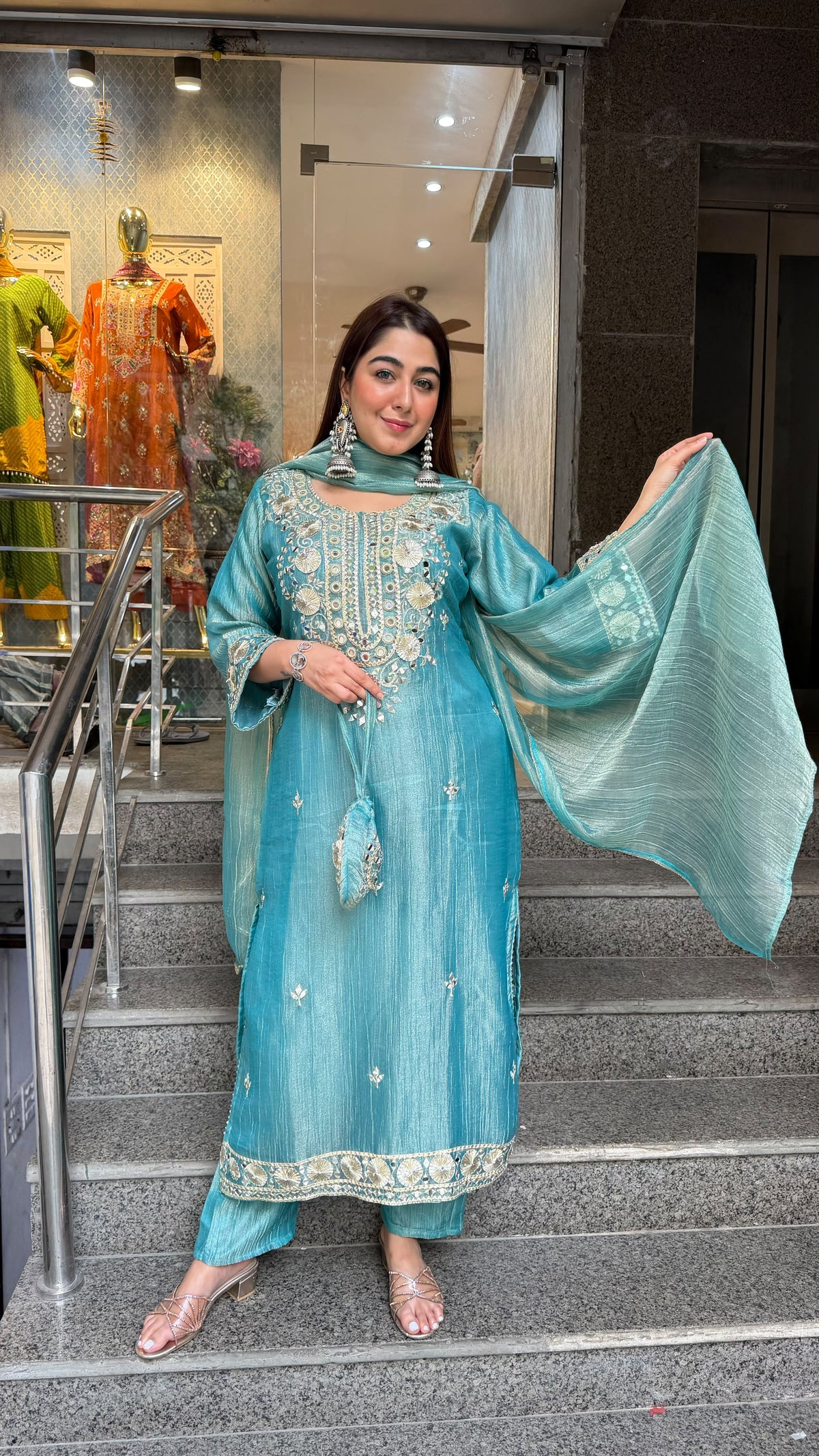 THE AFSANA LONG SET