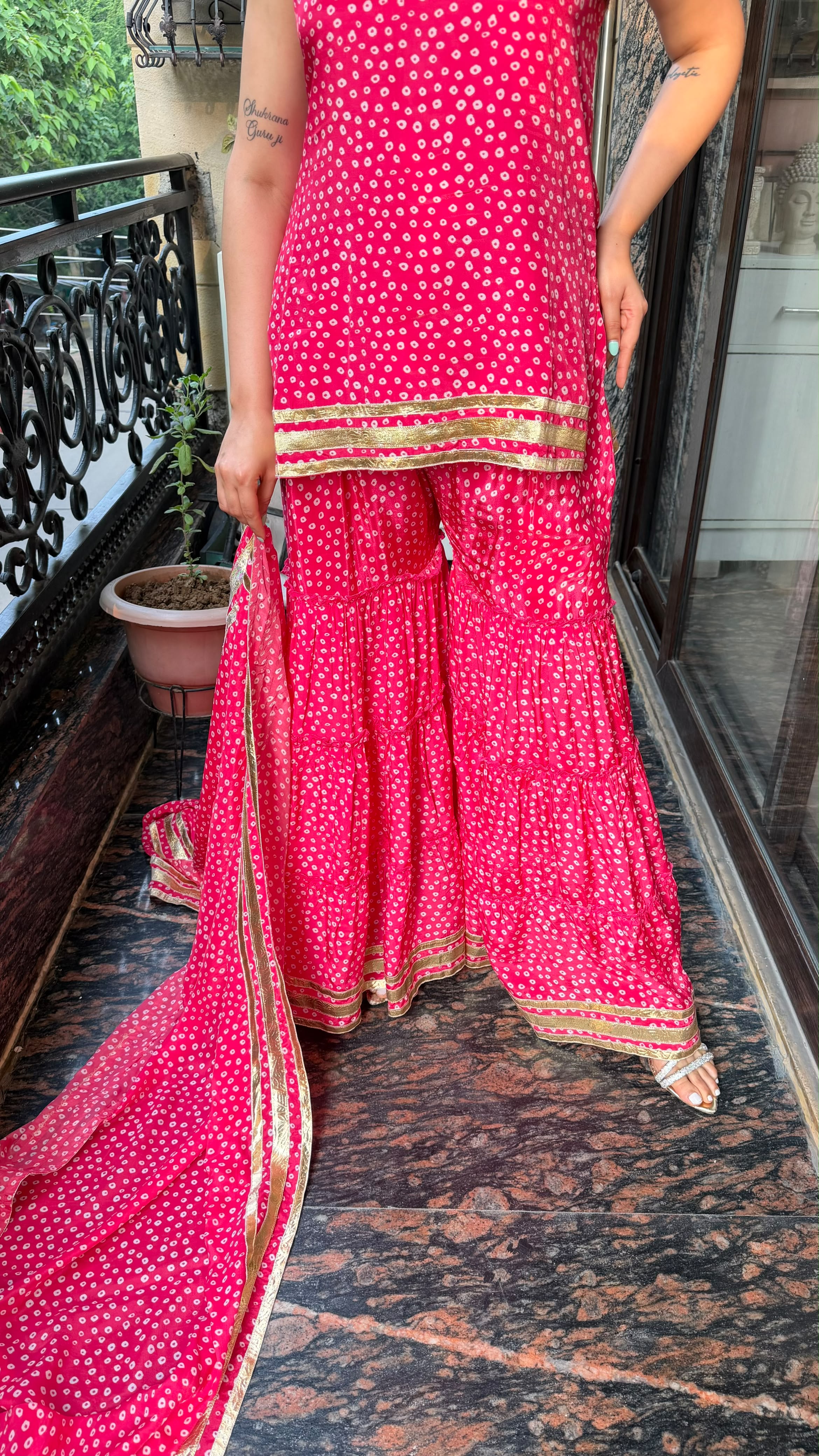 THE CHAMAK CHALLO SET