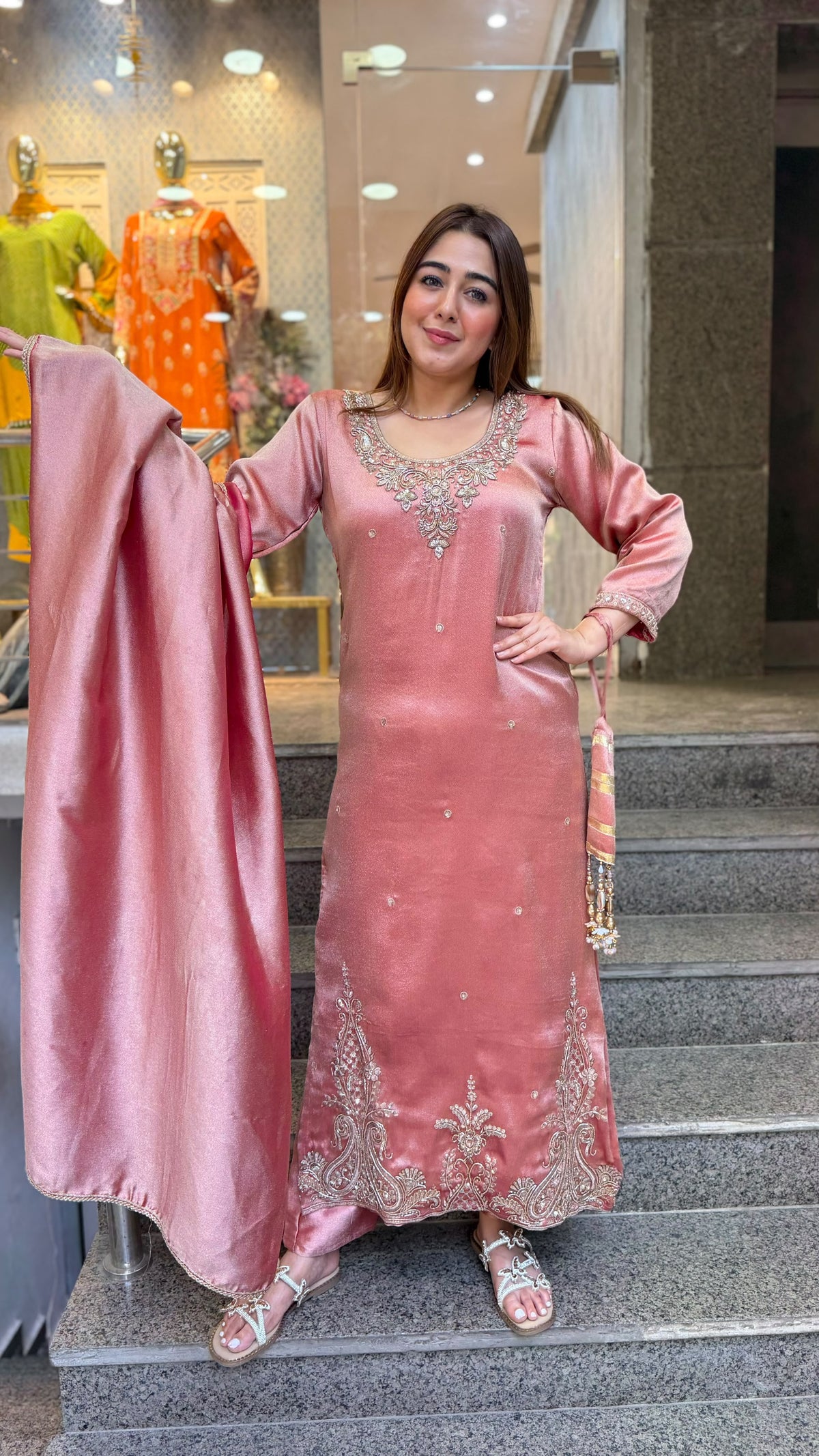 THE AMAYA LONG SET