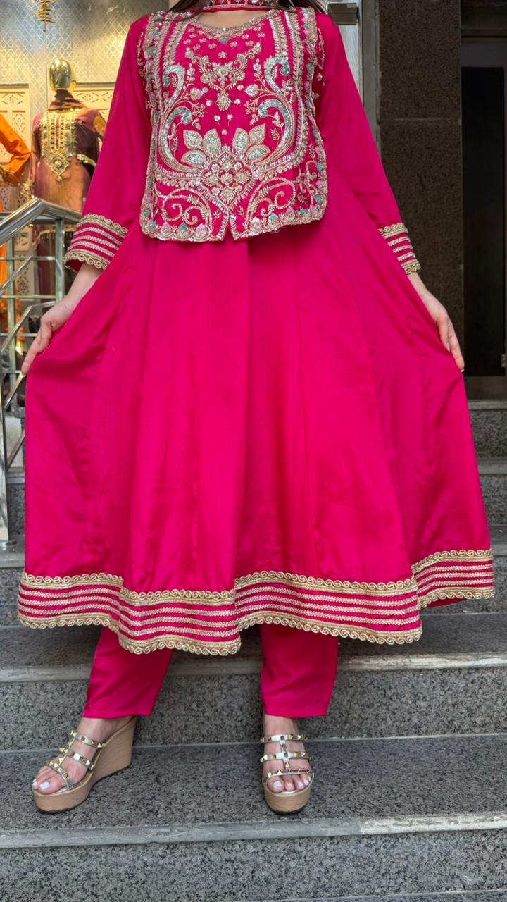 THE BEGUM   ANARKALI