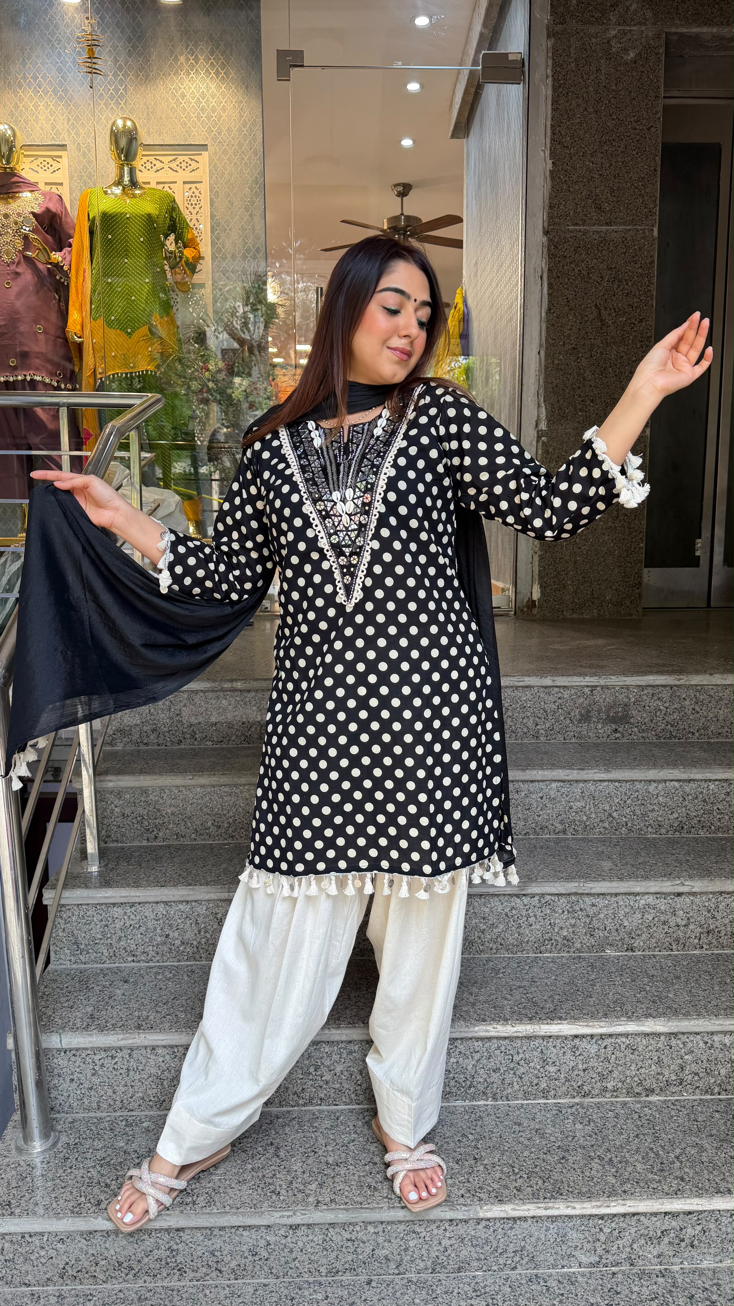 The Dhurandhar Farshi
