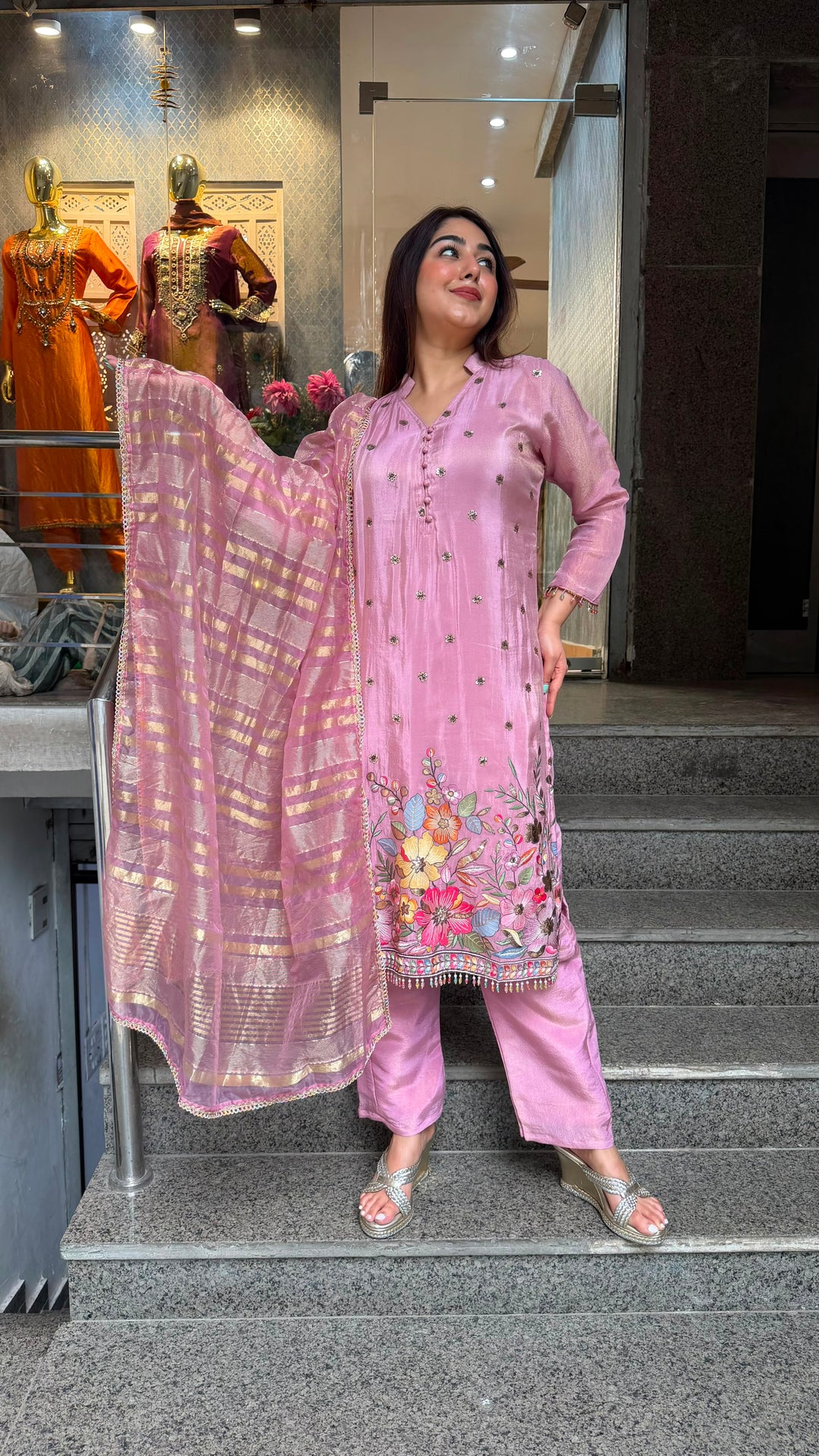 THE DILBAGH SUIT