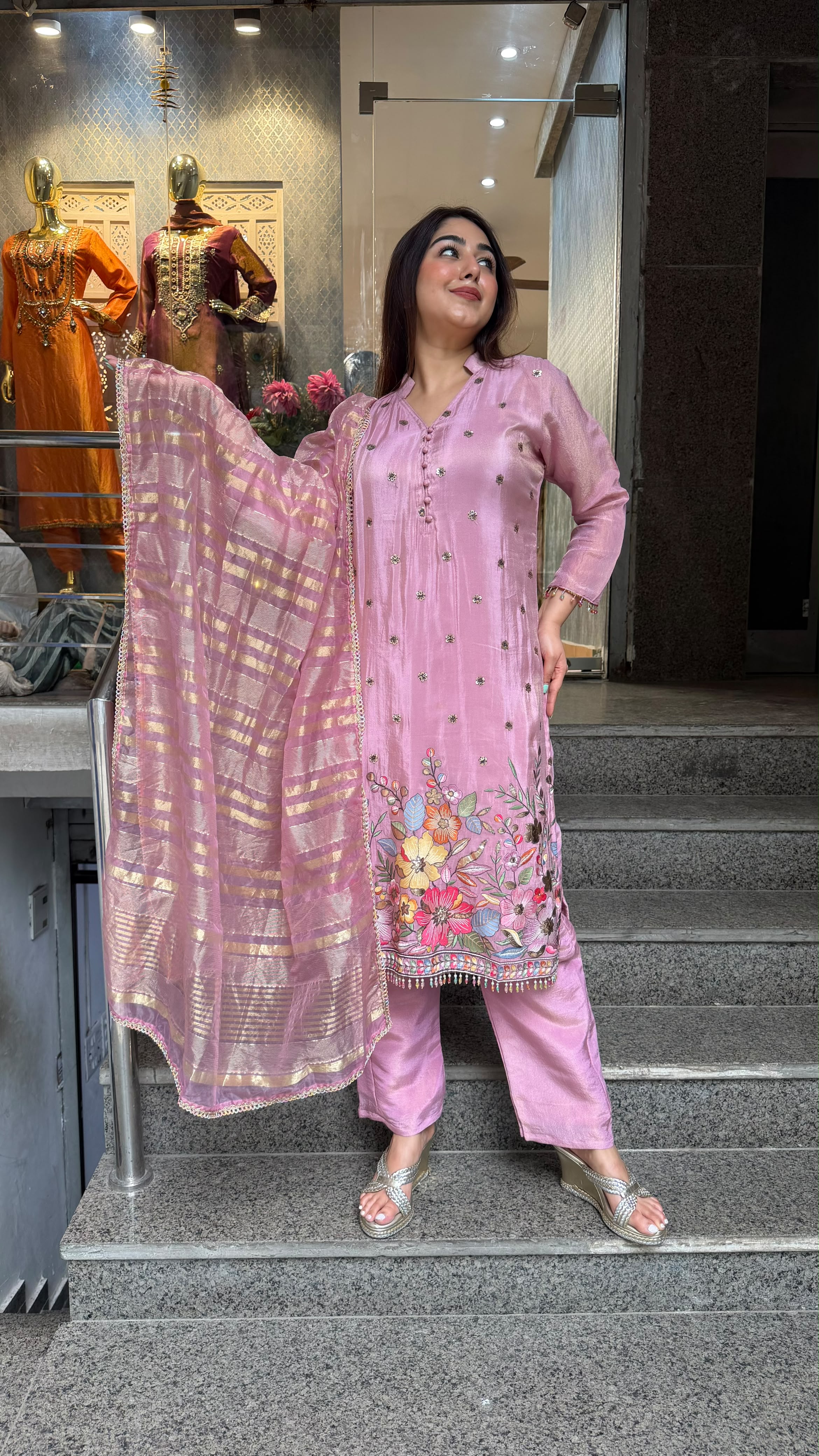 THE DILBAGH SUIT