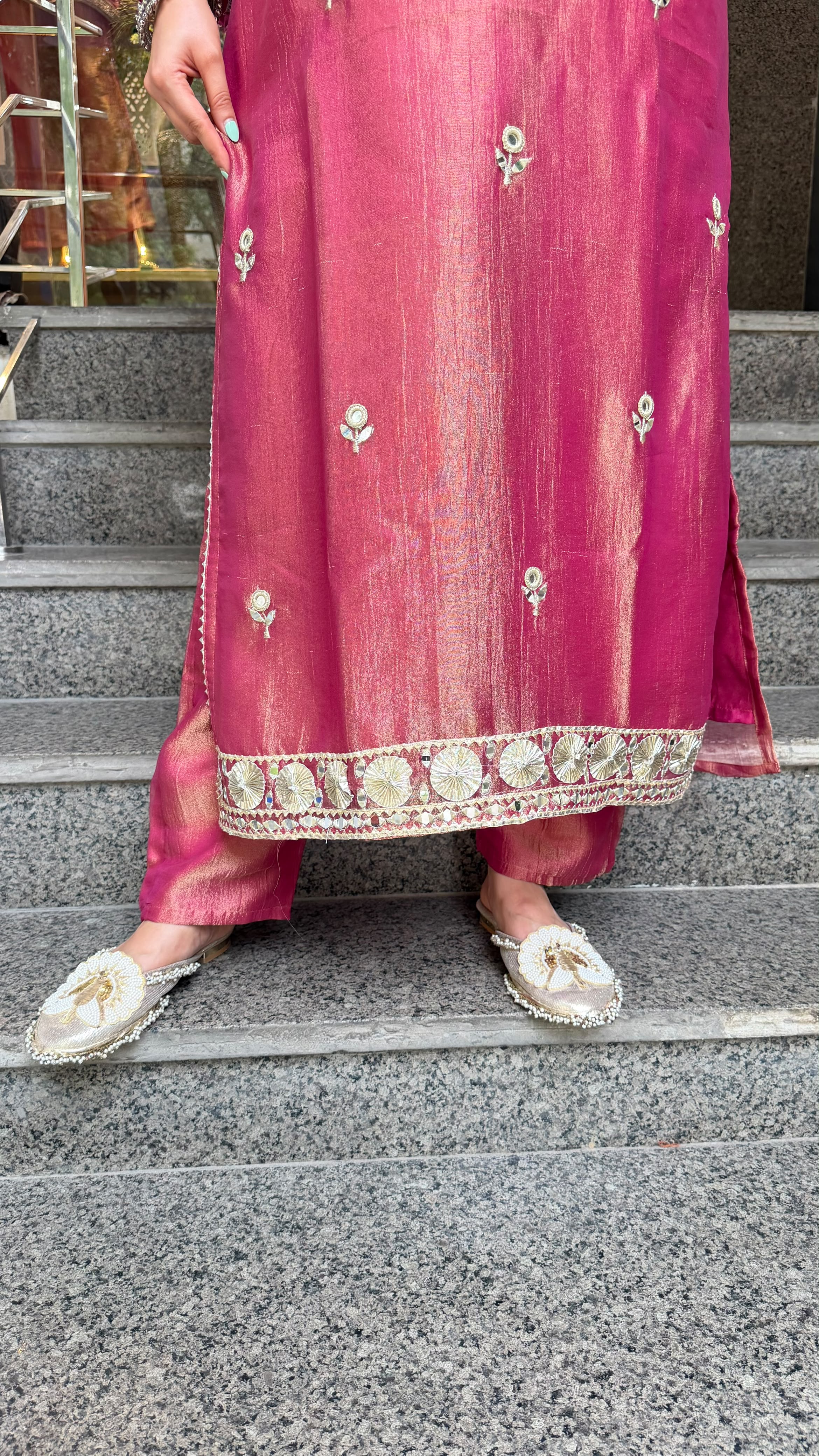 THE  FALGUNI LONG  SET