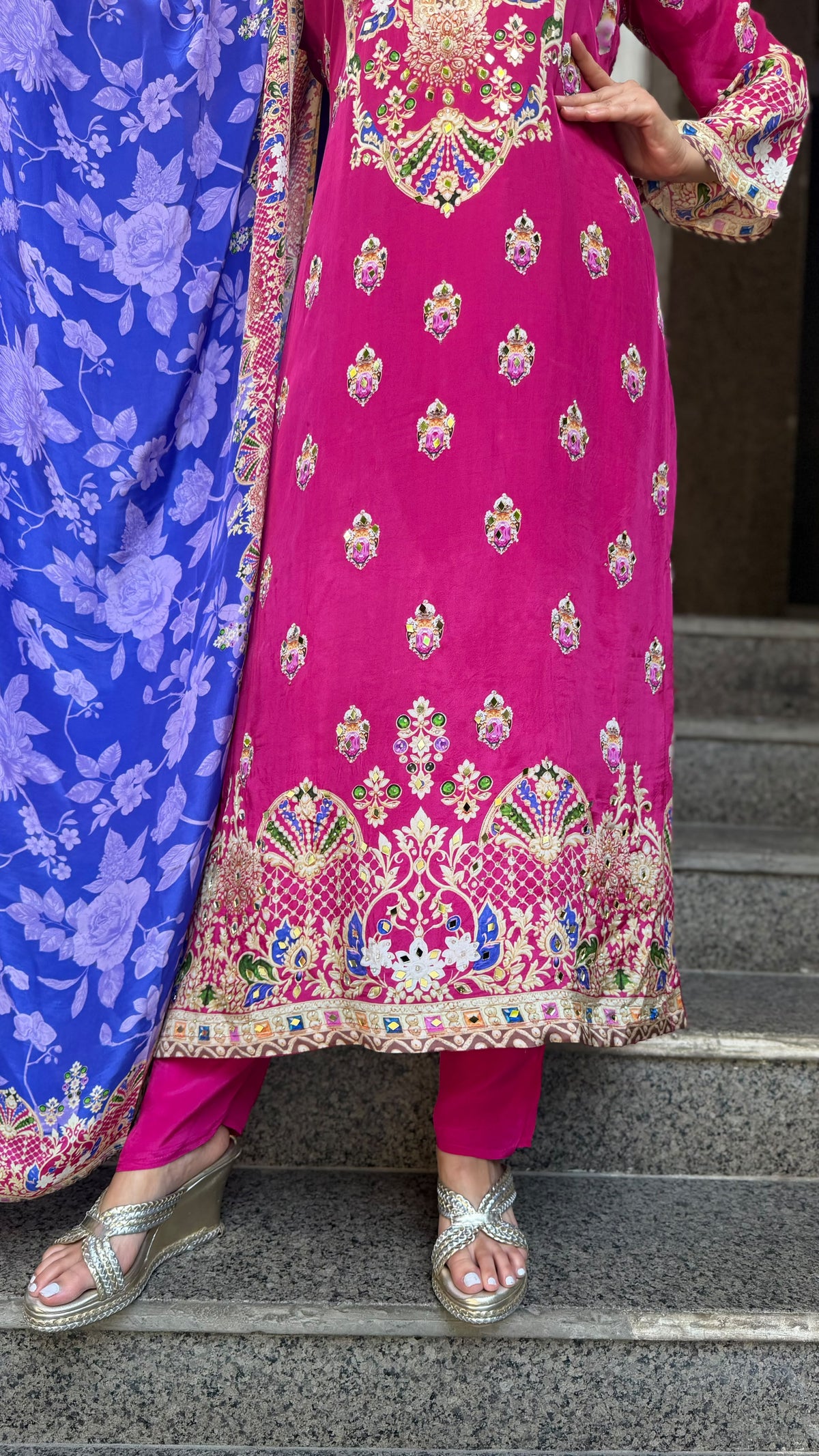 THE  MISHRI  SET