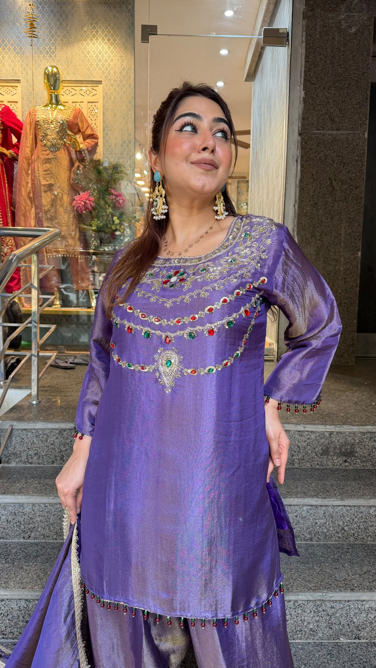 THE RATNIKA FARSHI SET