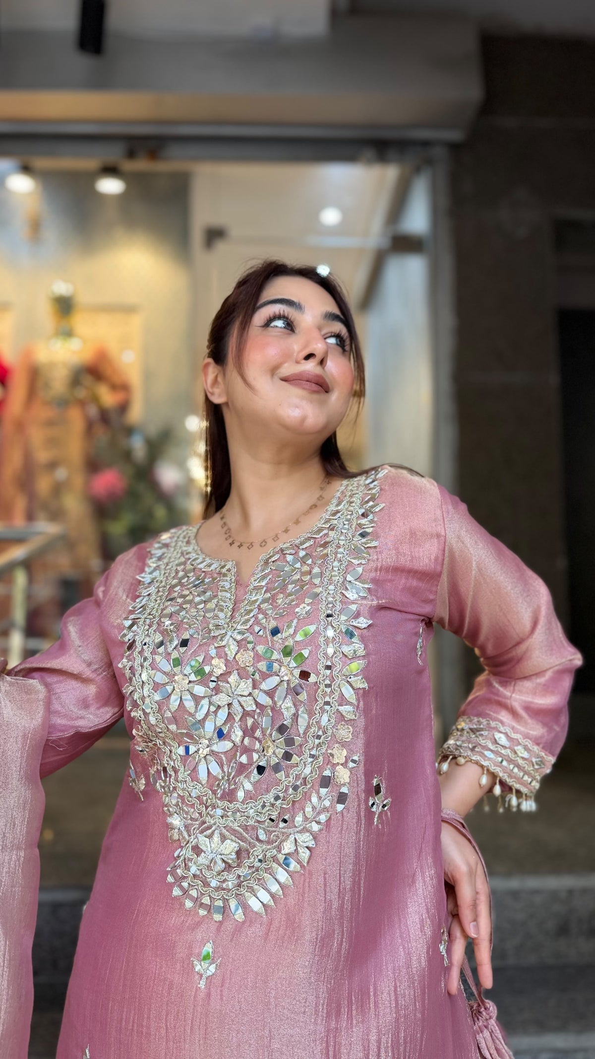 THE CHAMAK LONG SET
