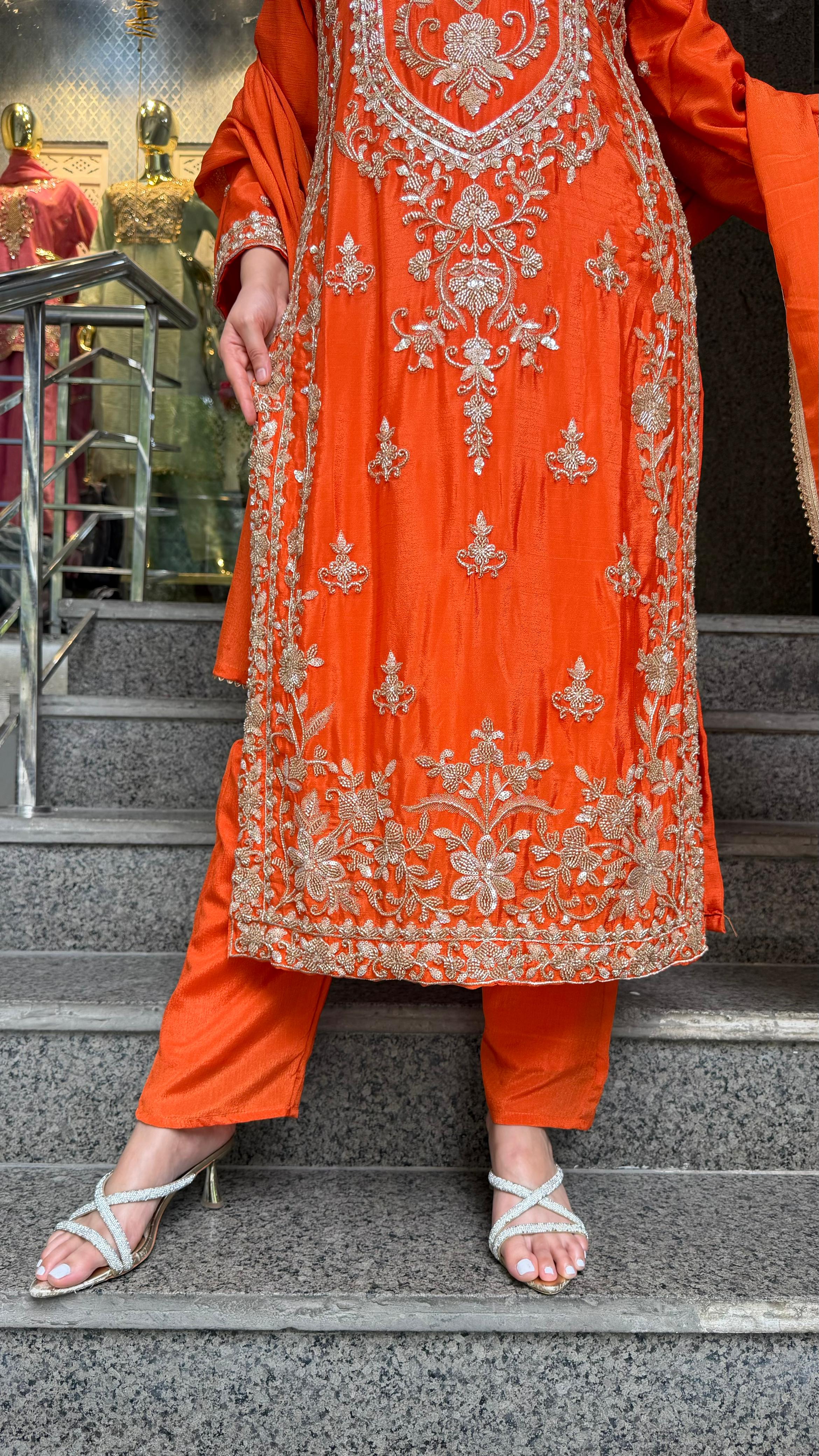 THE SARGI SUIT
