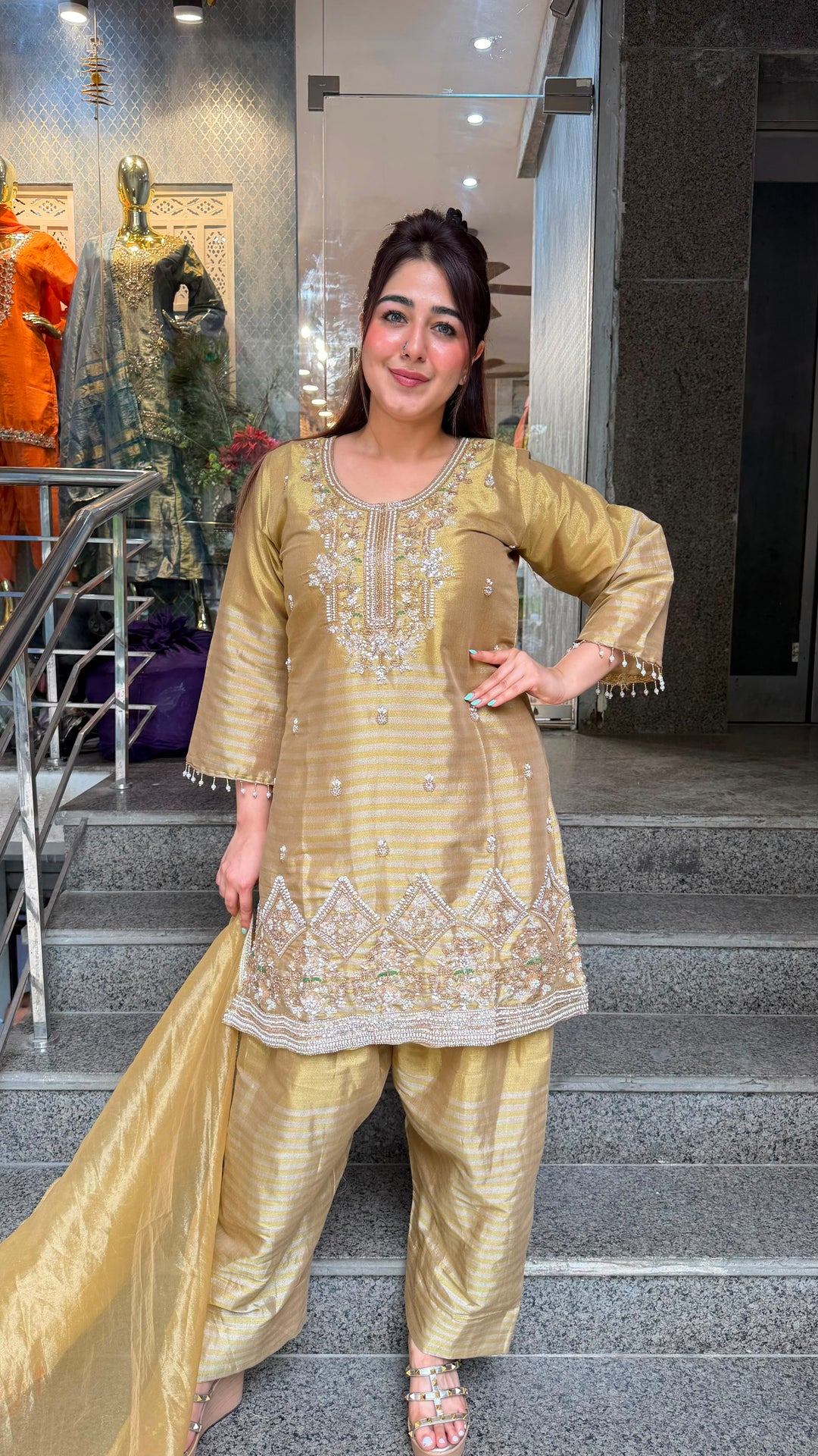 THE SOHNI FARSHI SET