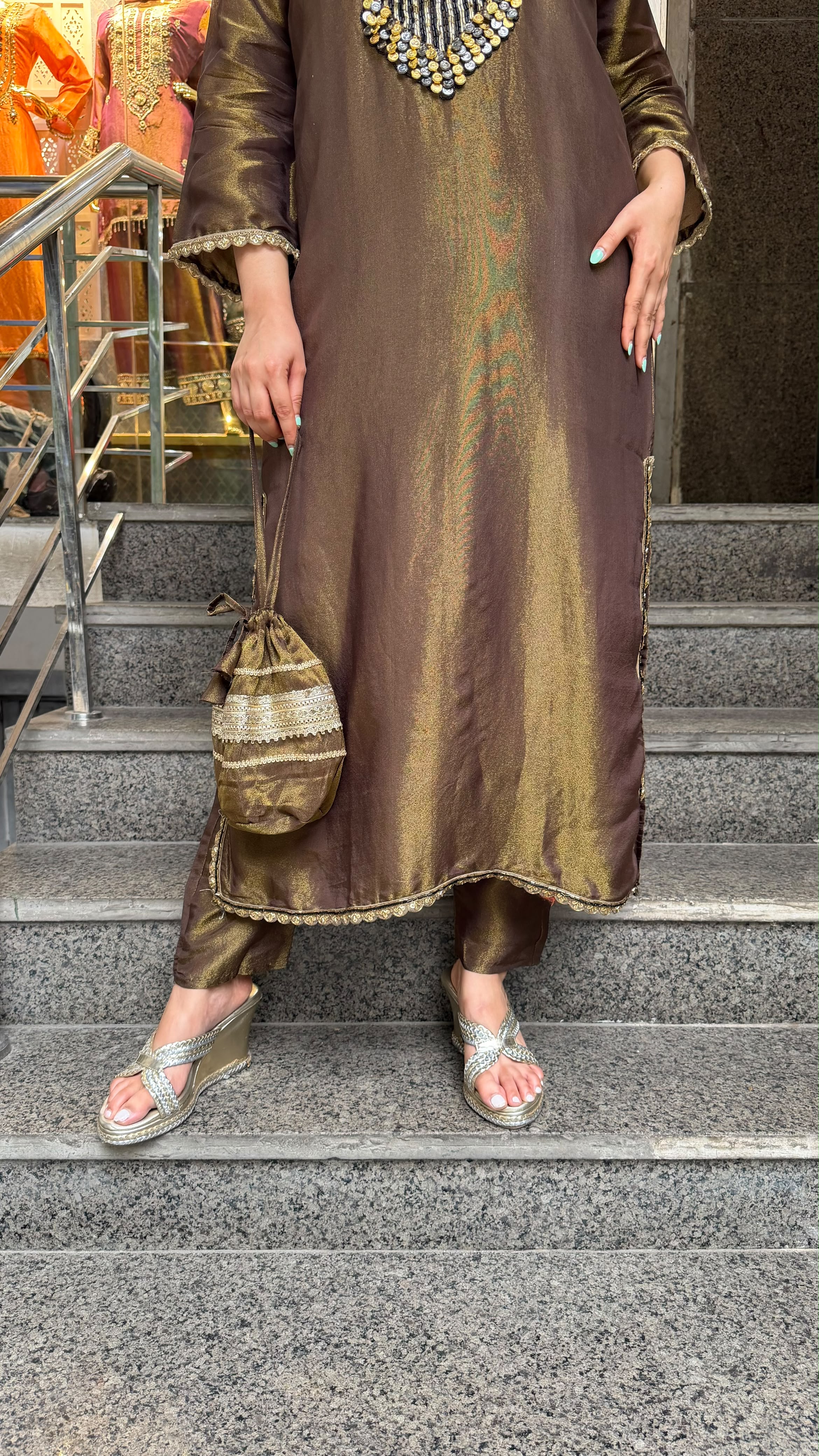 THE CHAMKILA LONG SET