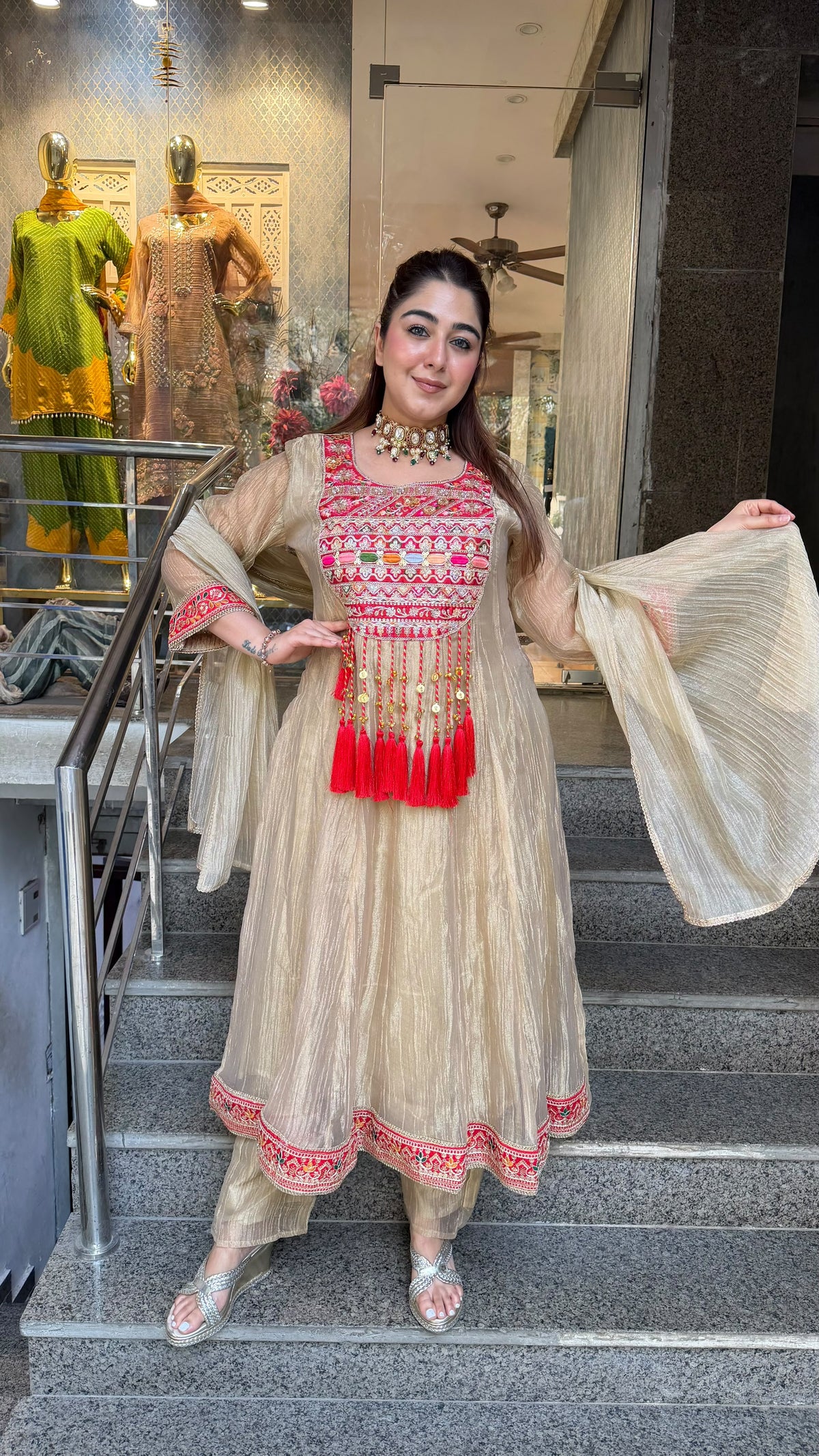 THE  MAHIRA ANARKALI