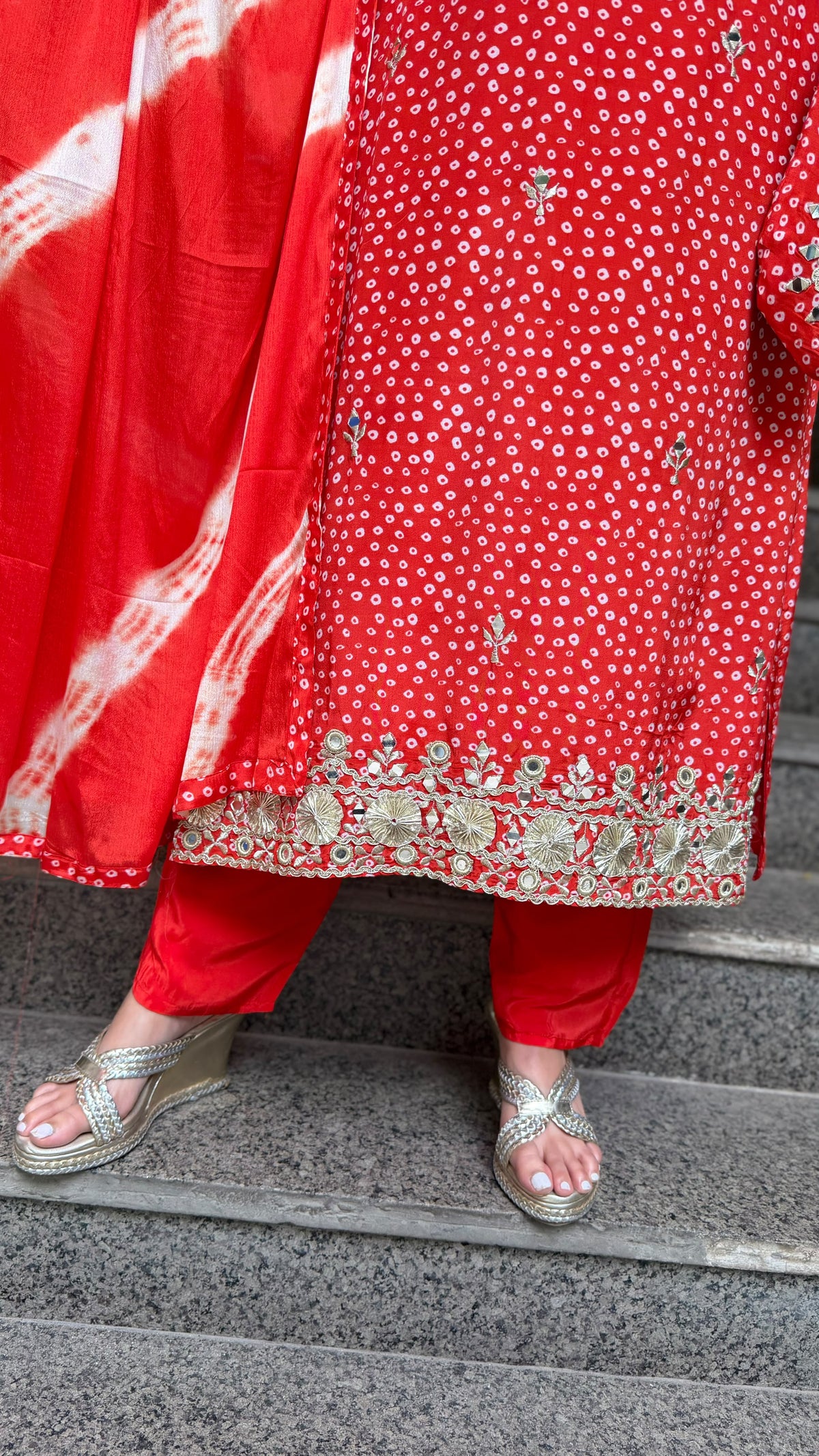THE BINDIKA LONG SET