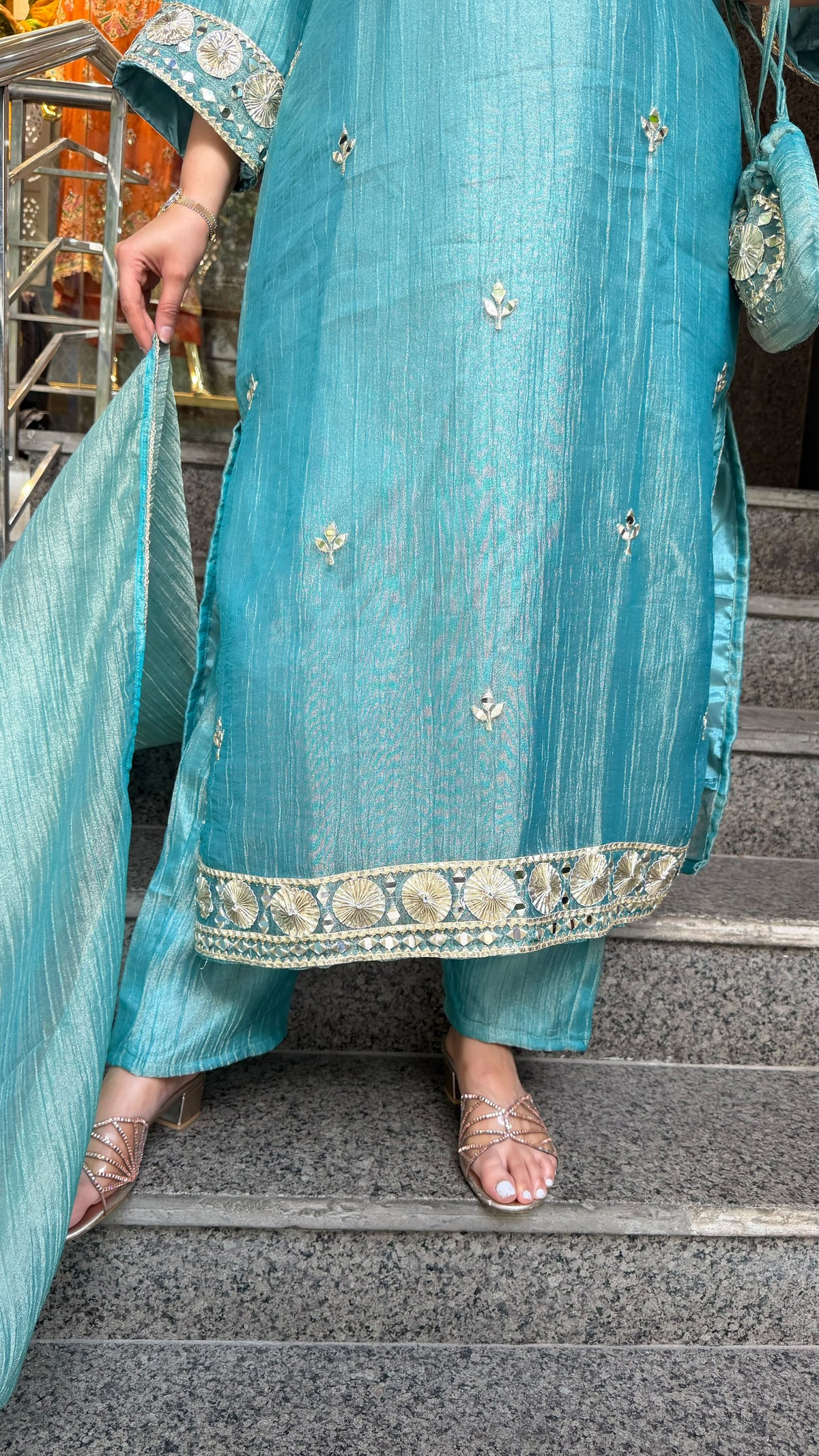 THE AFSANA LONG SET