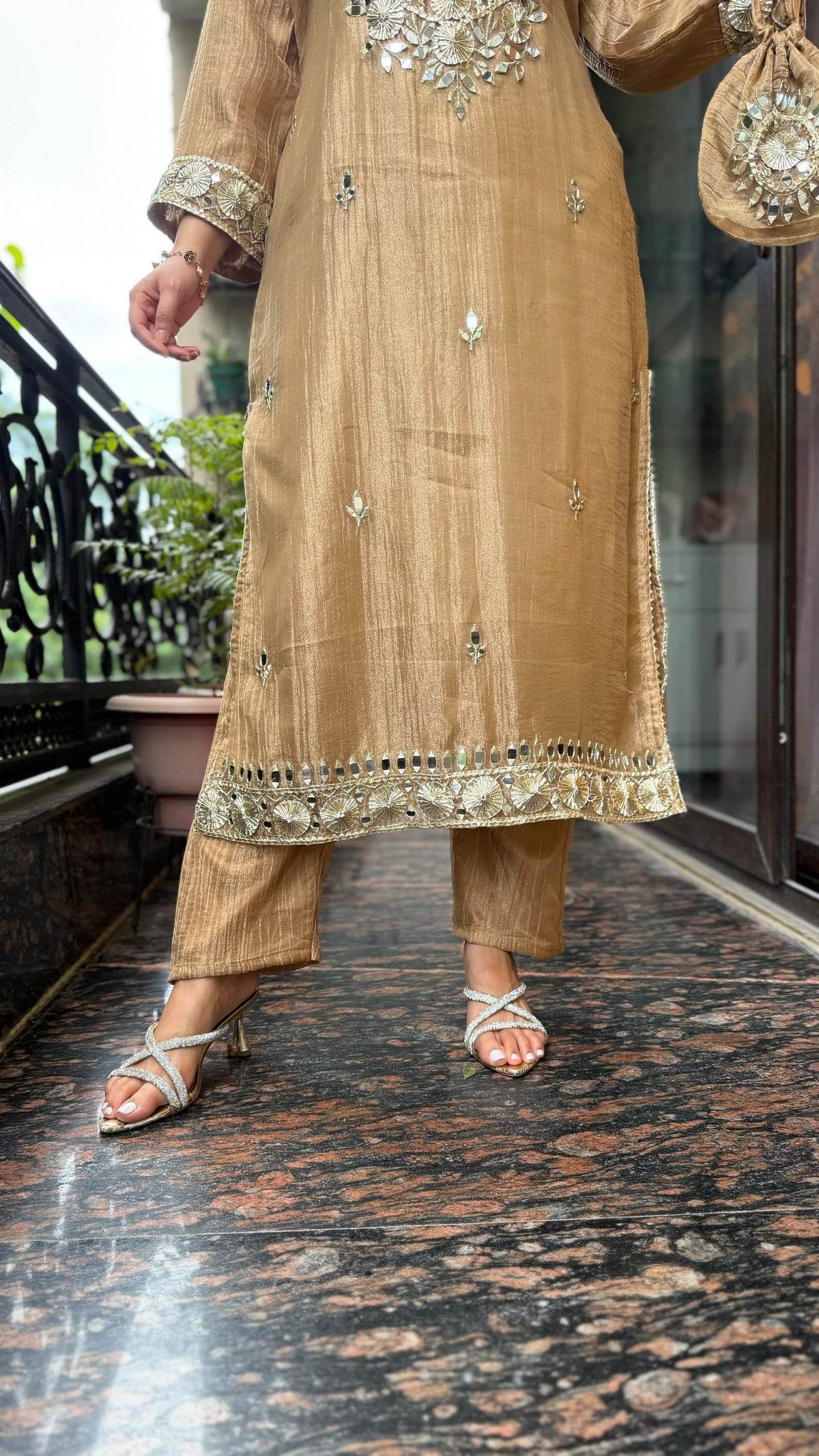 THE FARZANA  LONG SET