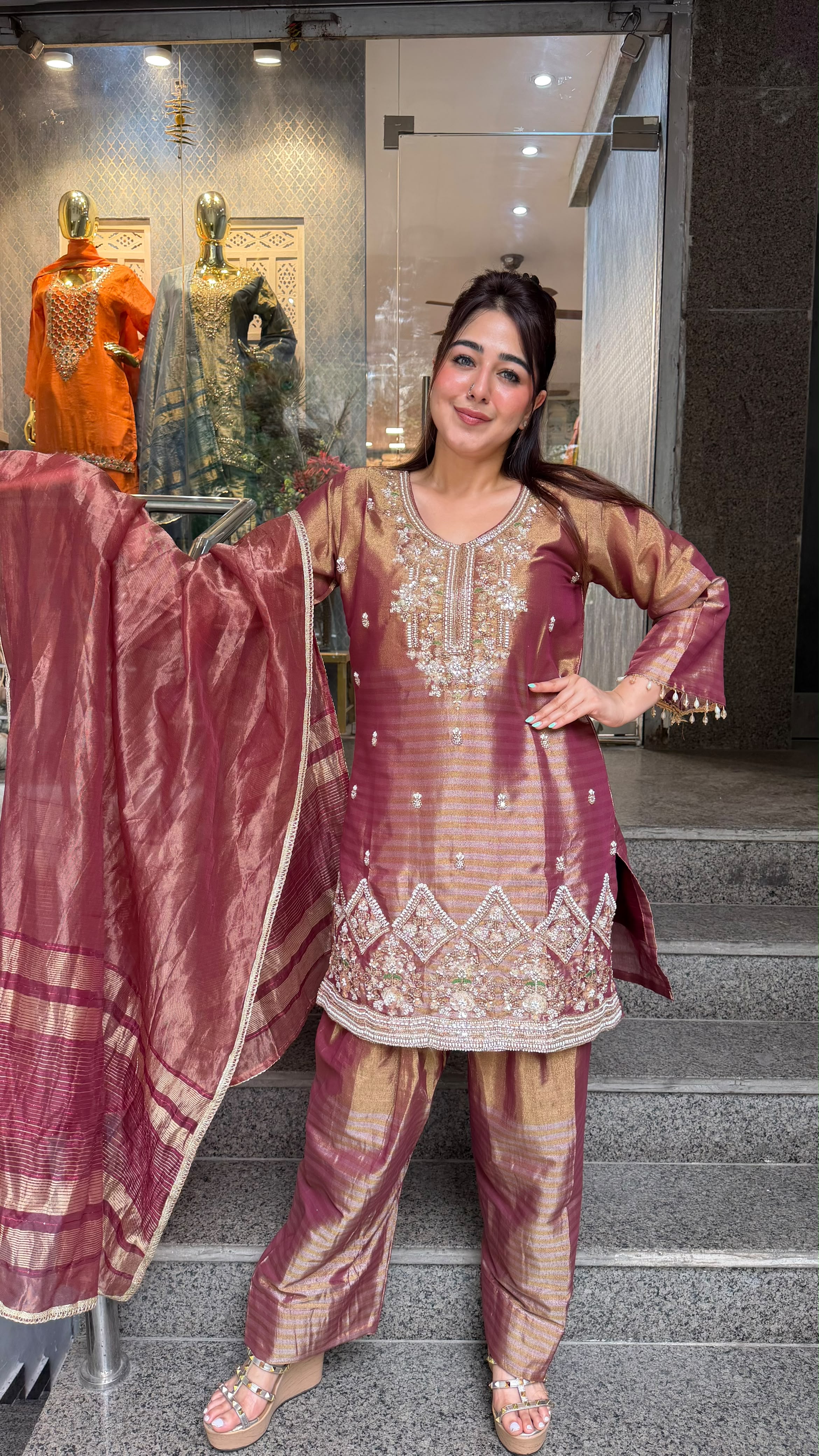THE SOHNI FARSHI SET