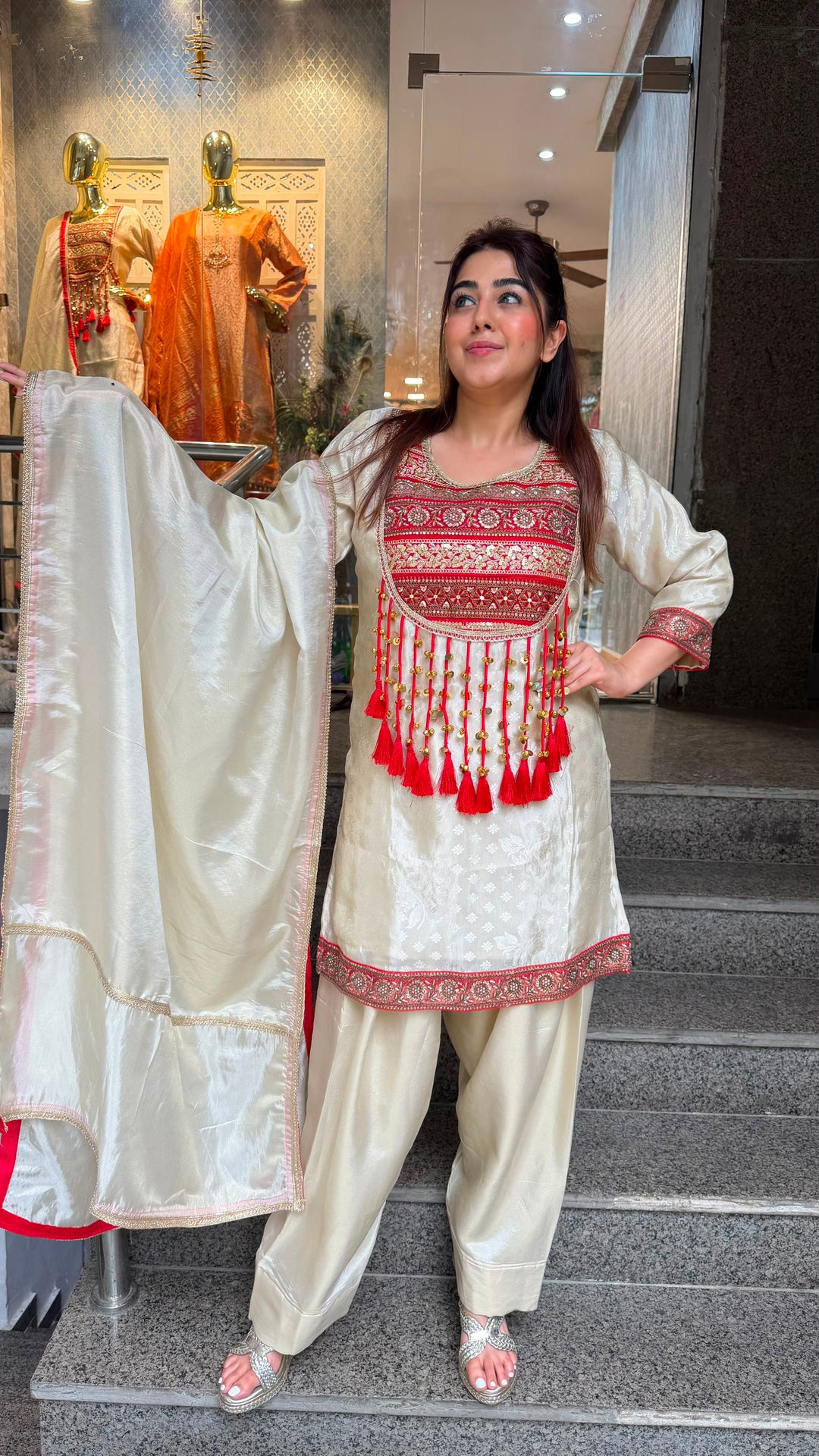 THE BAANO FARSHI SET