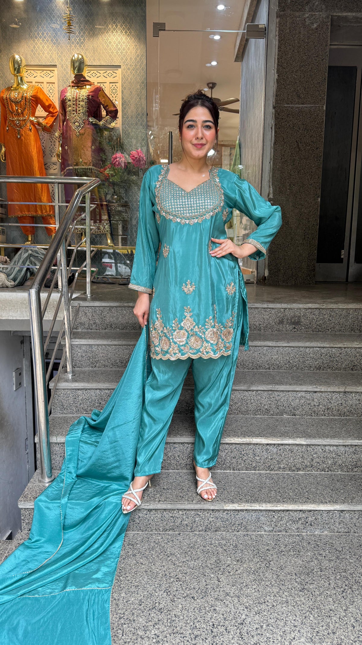 THE RUHANIYAT SET